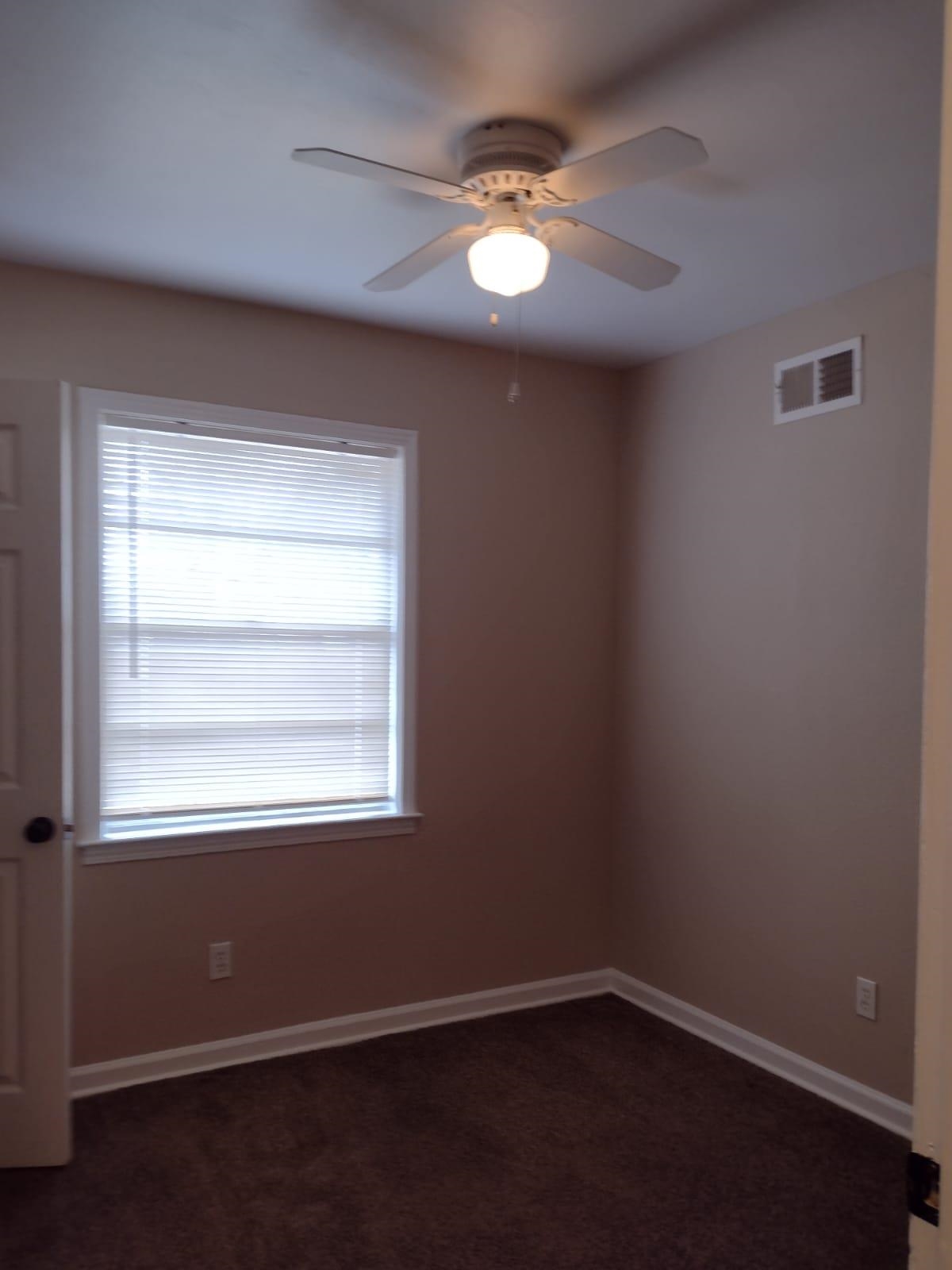 605 Leavert Ave Property Photo 5