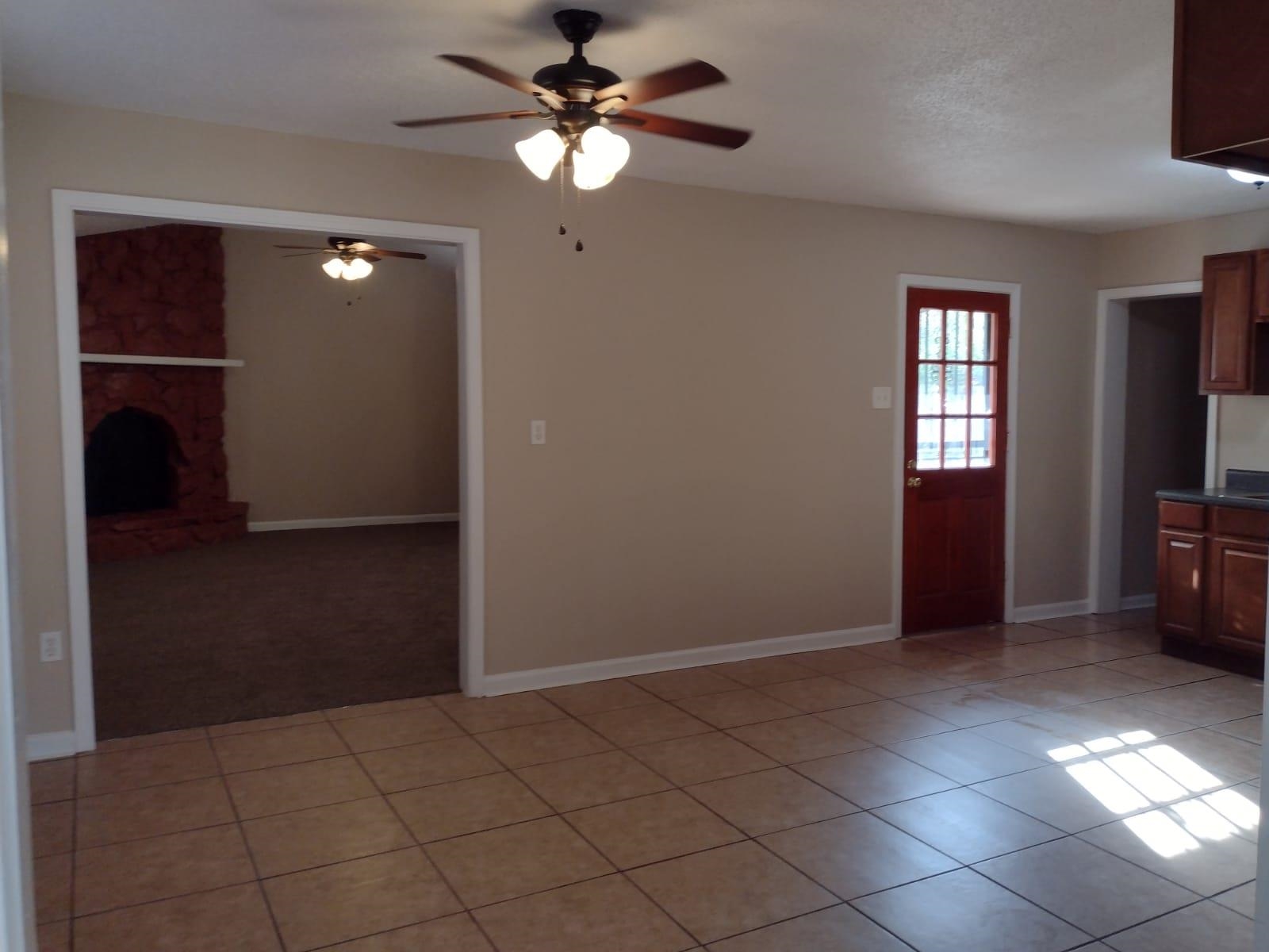 605 Leavert Ave Property Photo 8