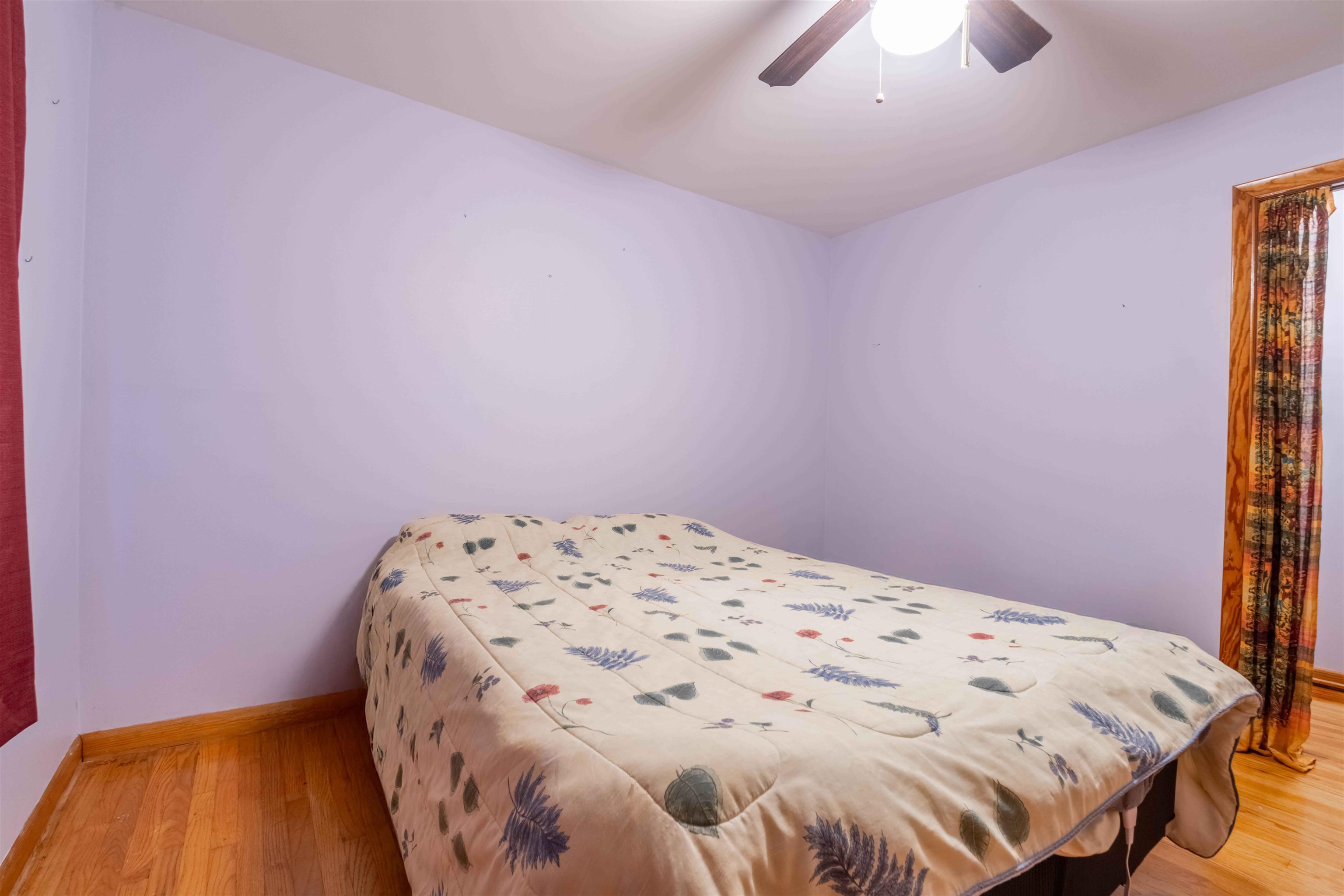 1037 W End St Property Photo 18