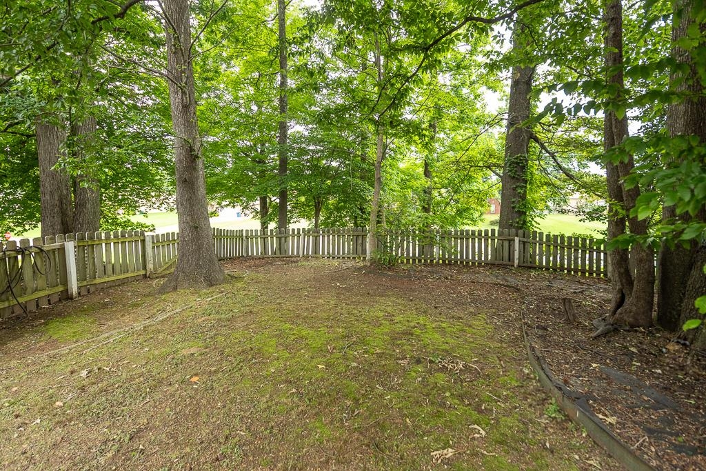 242 Timothy Rd Property Photo 5