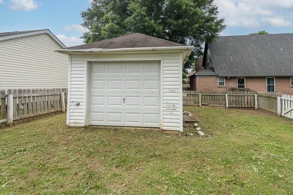 242 Timothy Rd Property Photo 36