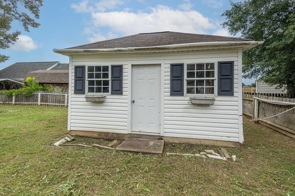 242 Timothy Rd Property Photo 37