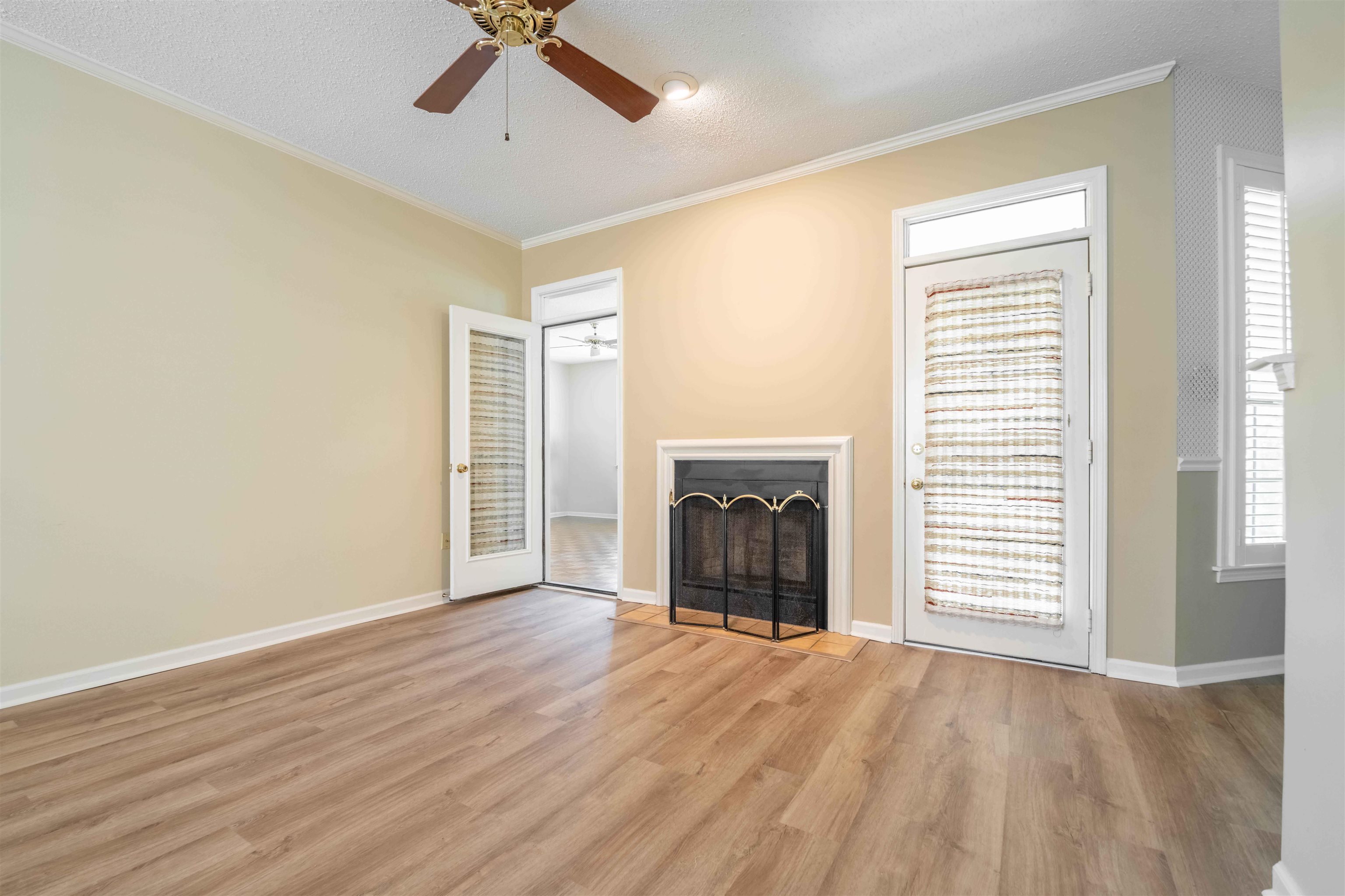 6680 Pondview Cv Property Photo 19