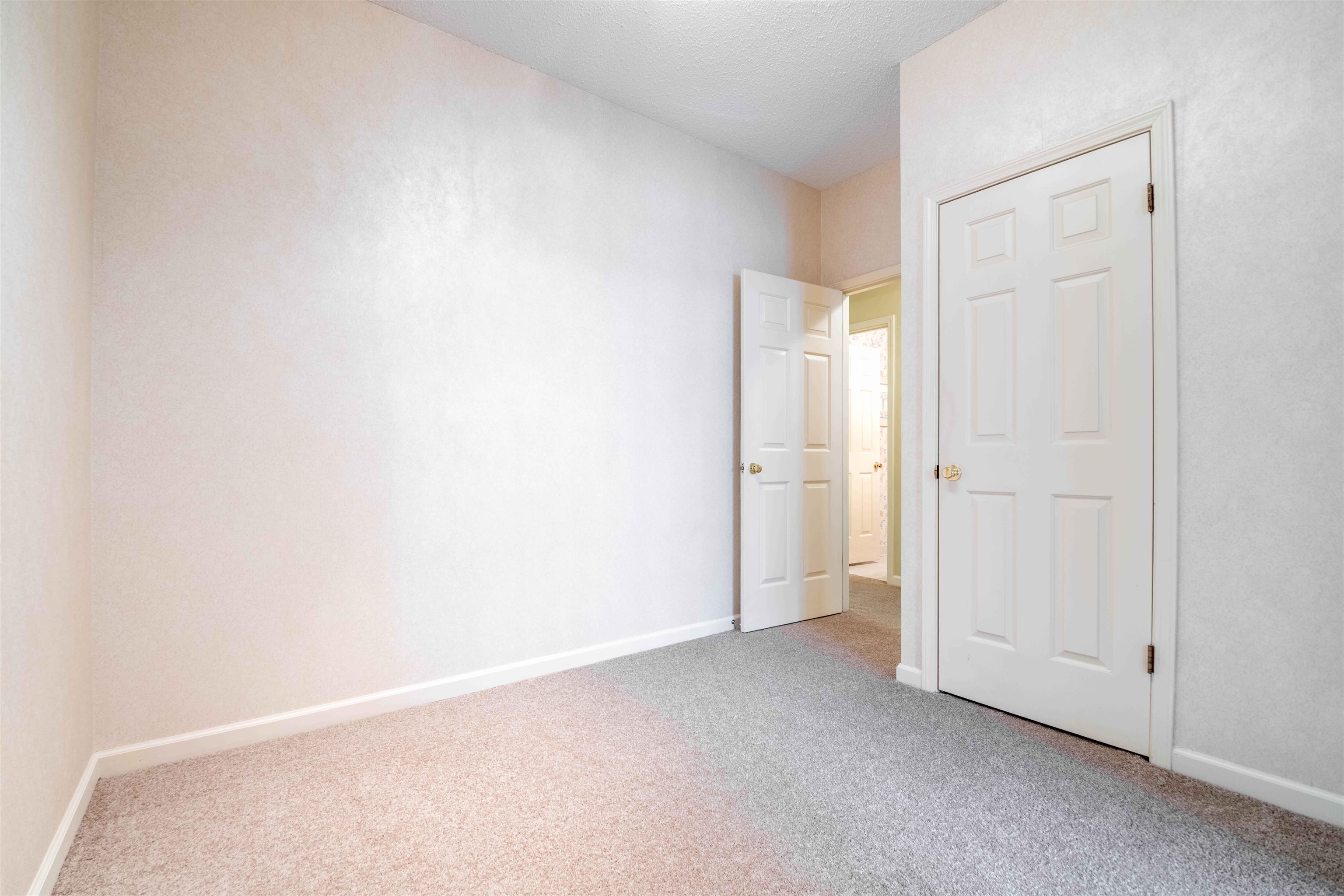 6680 Pondview Cv Property Photo 23