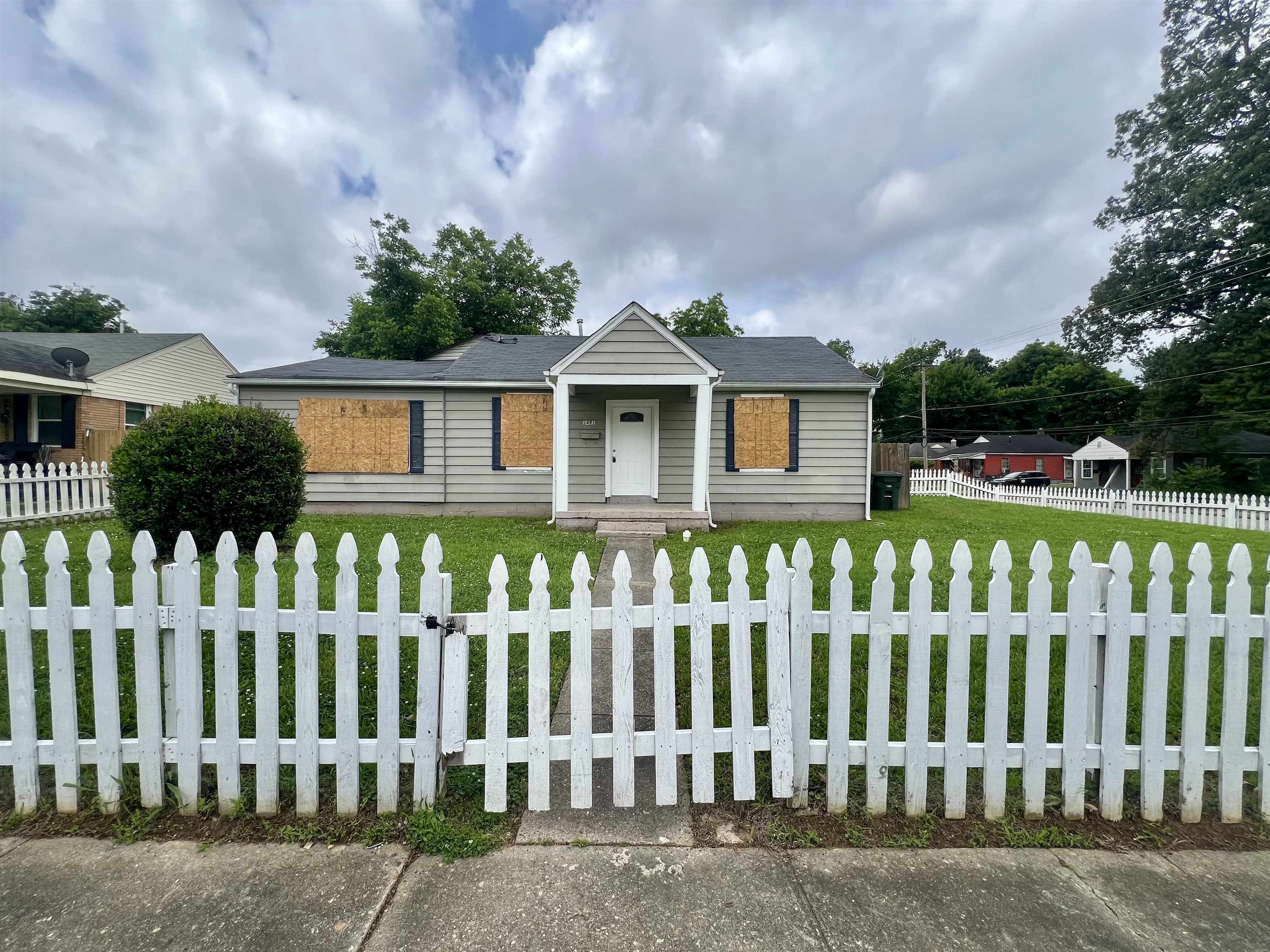 1491 Dallas St Property Photo 1