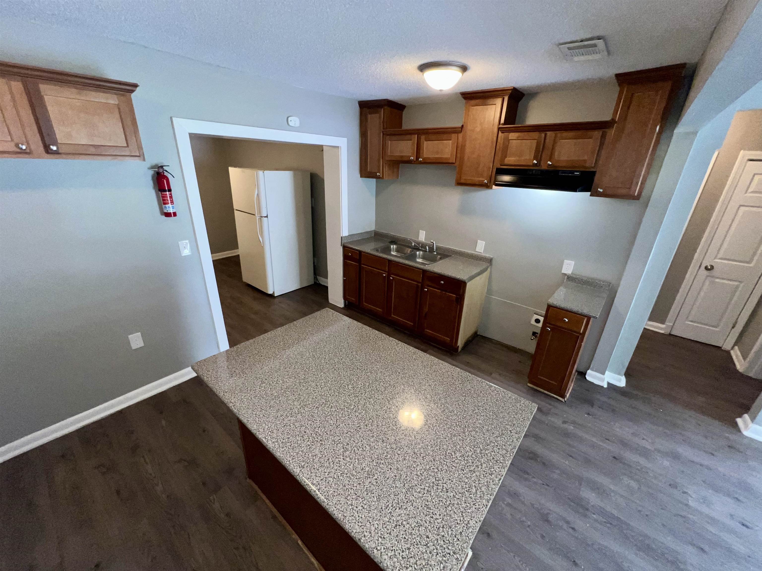 1491 Dallas St Property Photo 5