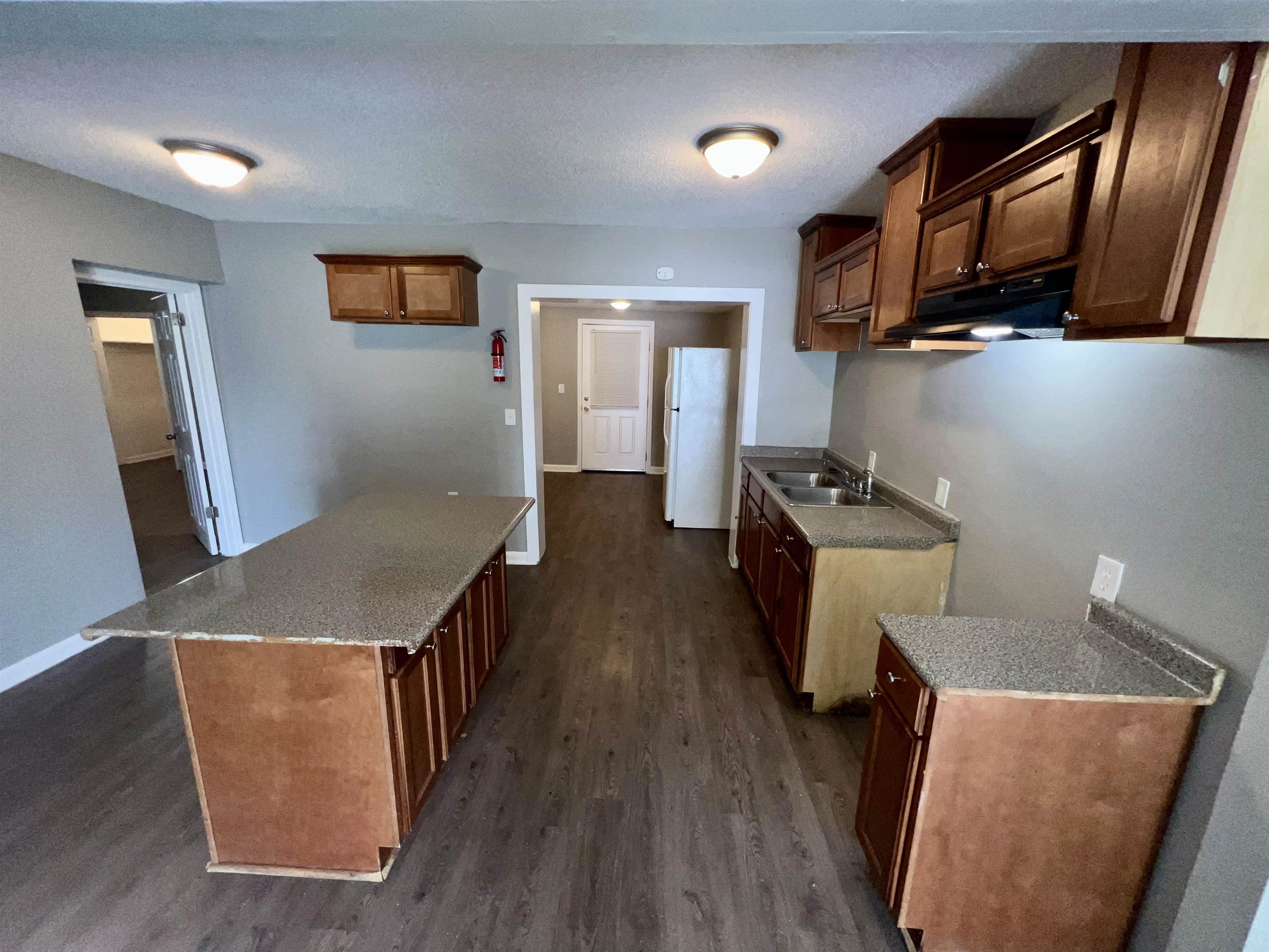 1491 Dallas St Property Photo 6