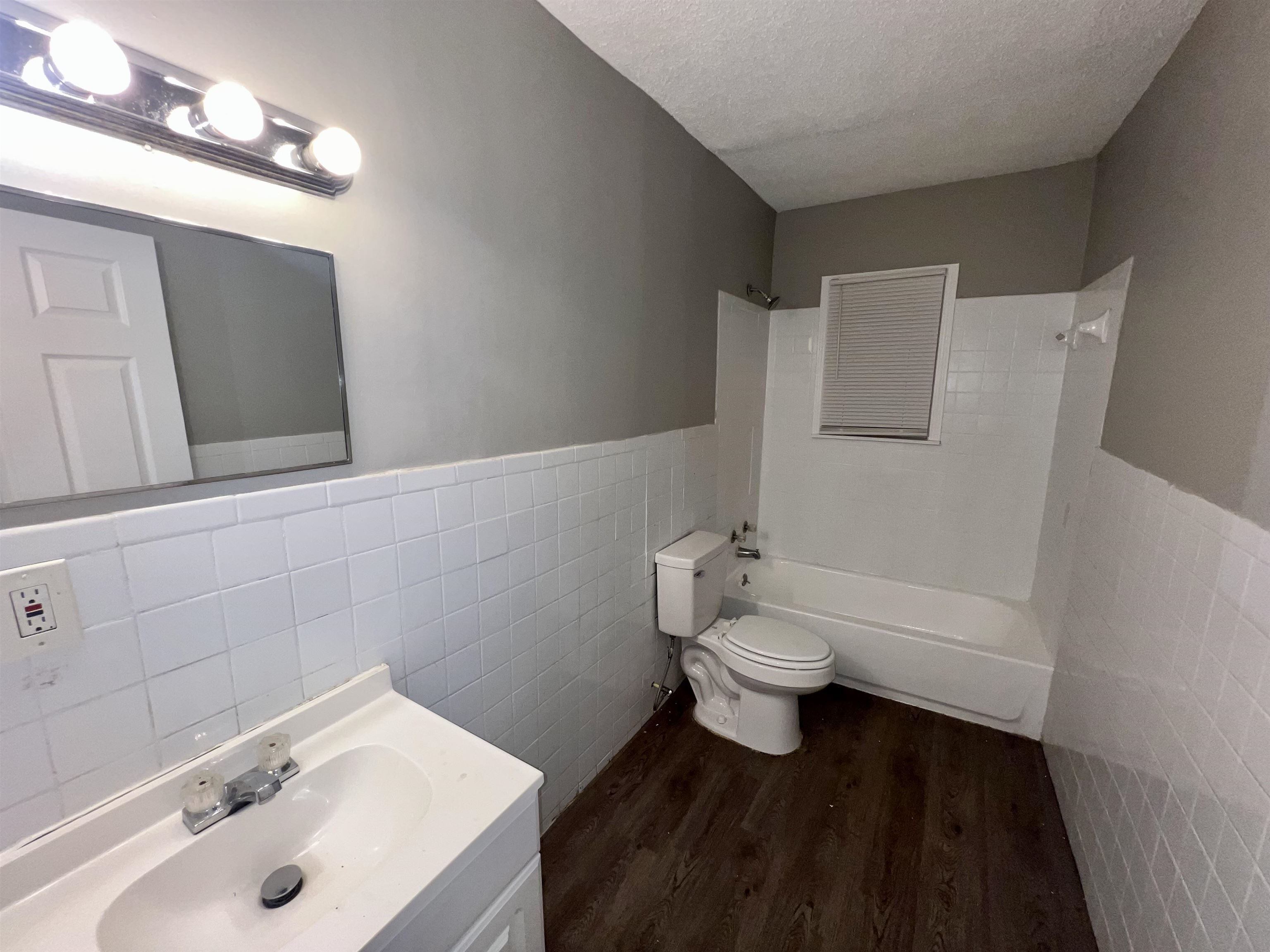 1491 Dallas St Property Photo 12