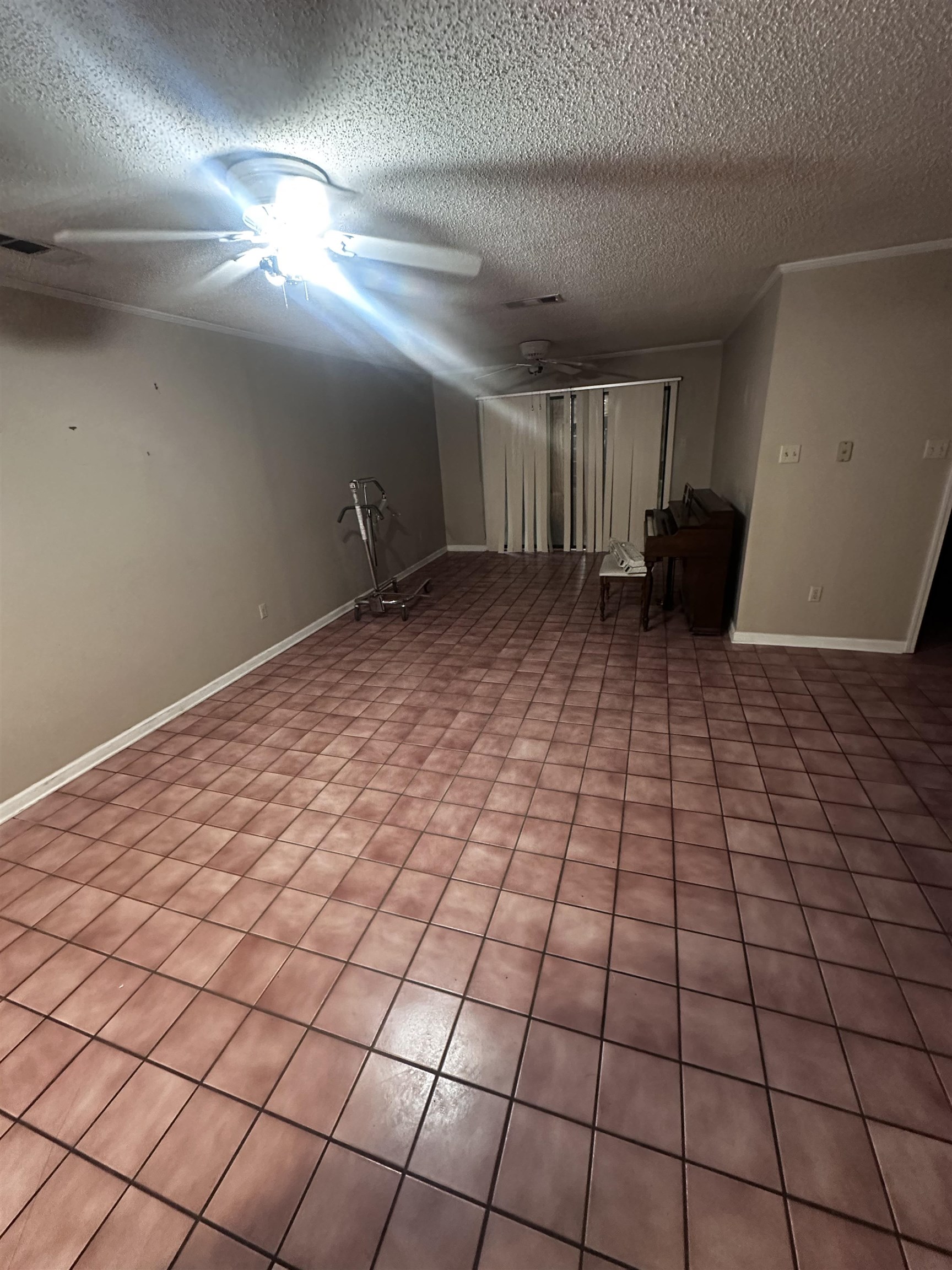 1865 Bartlett Ave E Property Photo 3