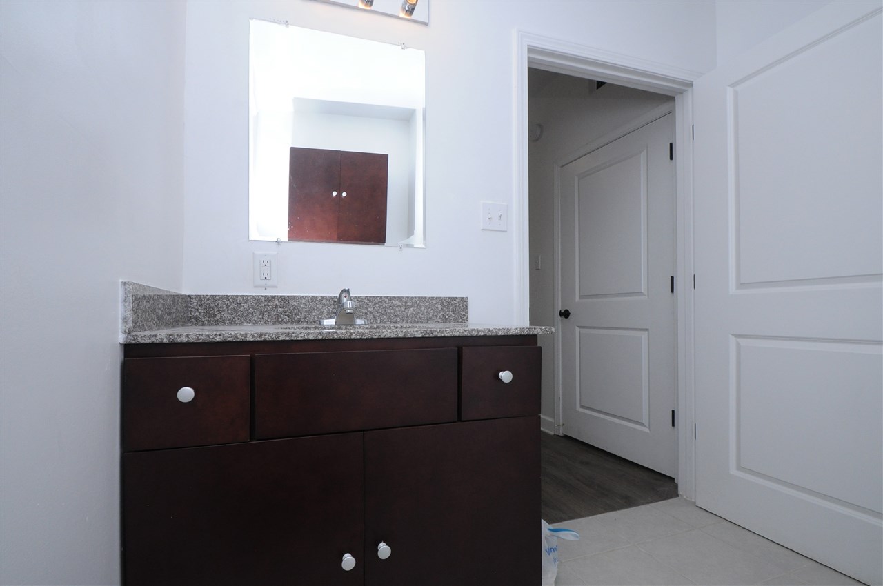 528 E Parkway Ave 9 Property Photo 14