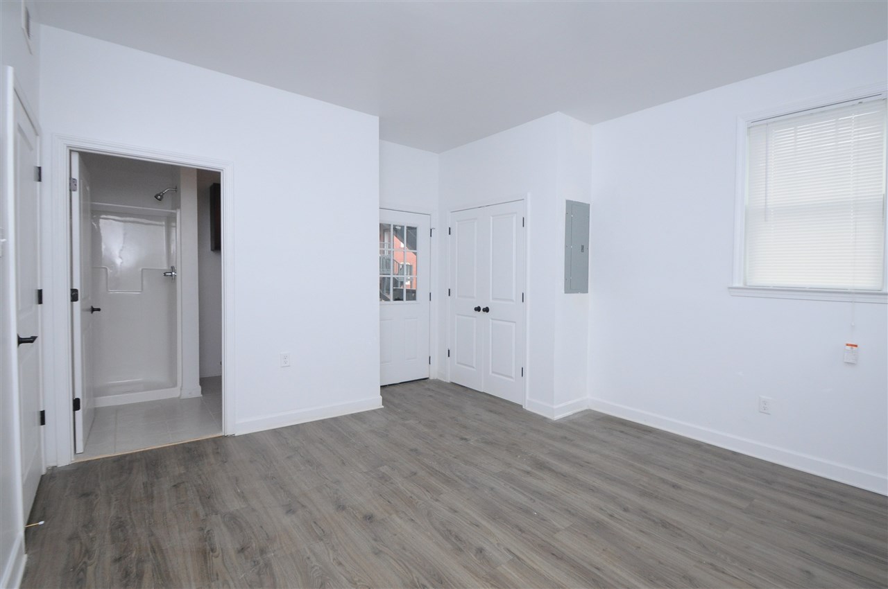 528 E Parkway Ave 9 Property Photo 17