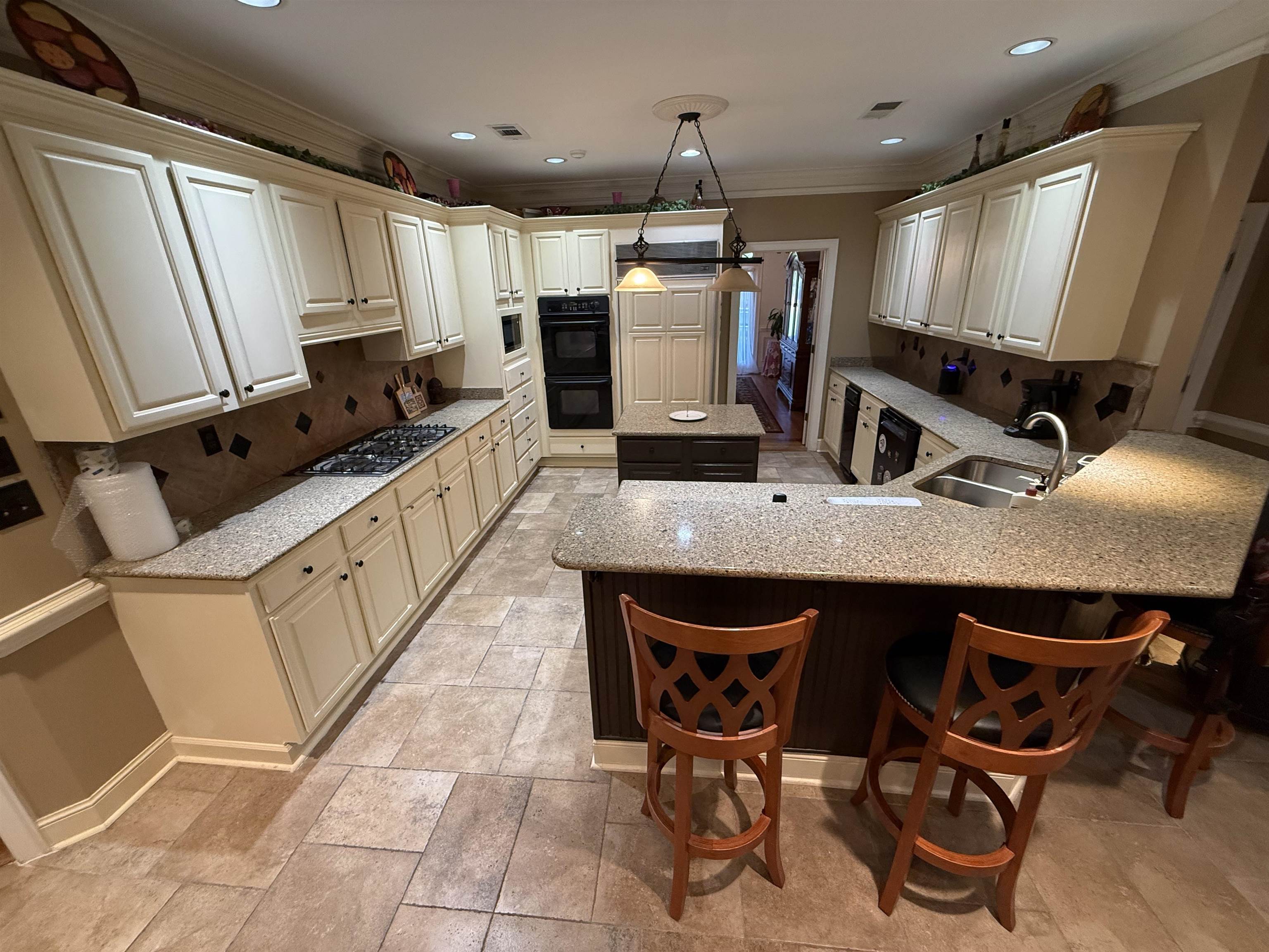 9551 Fox Hill Cir Property Photo 17