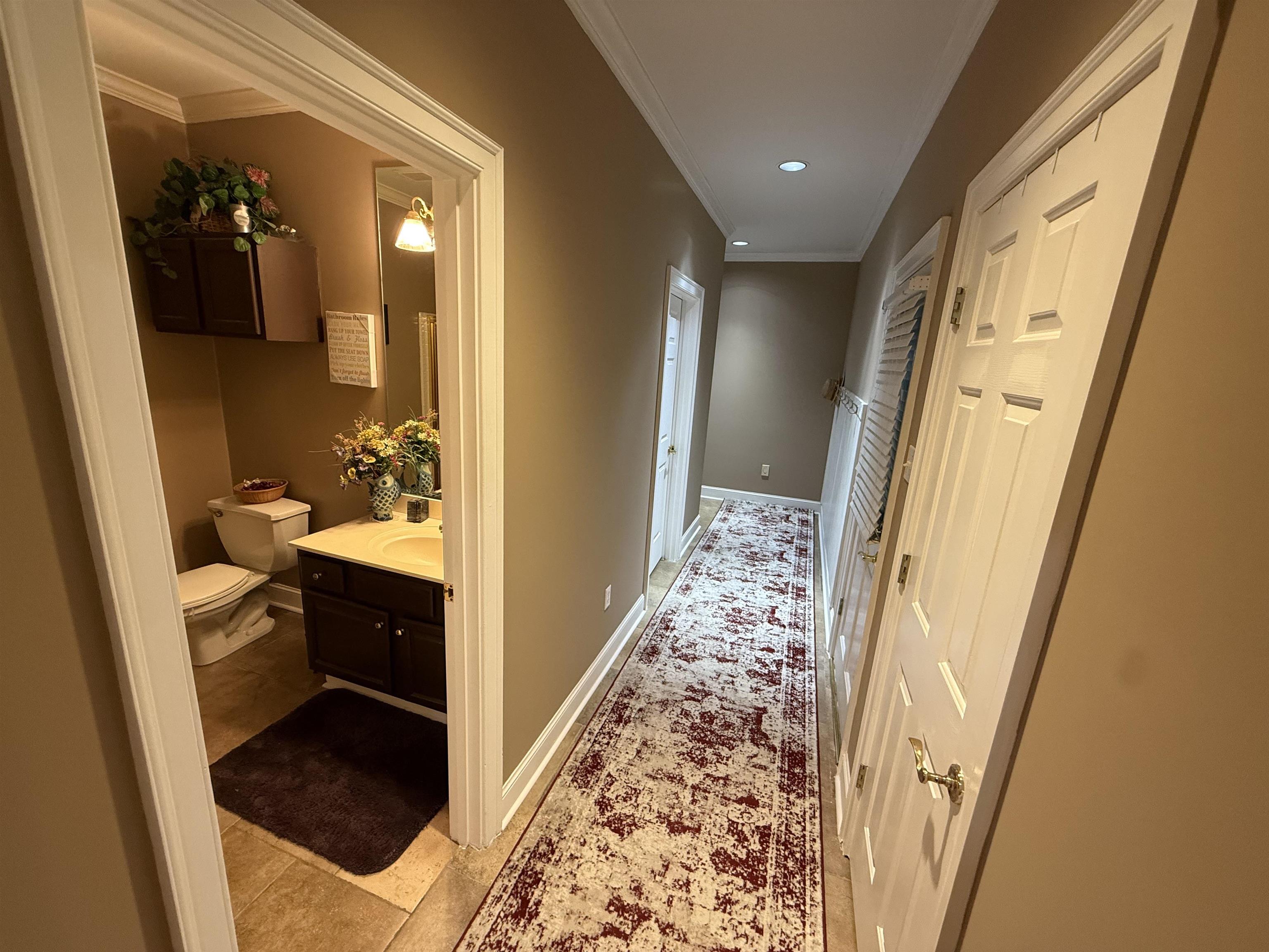 9551 Fox Hill Cir Property Photo 18