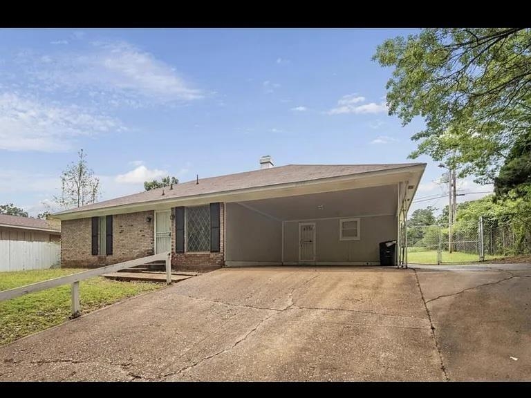 2939 Mountain Terrace St Property Photo 1