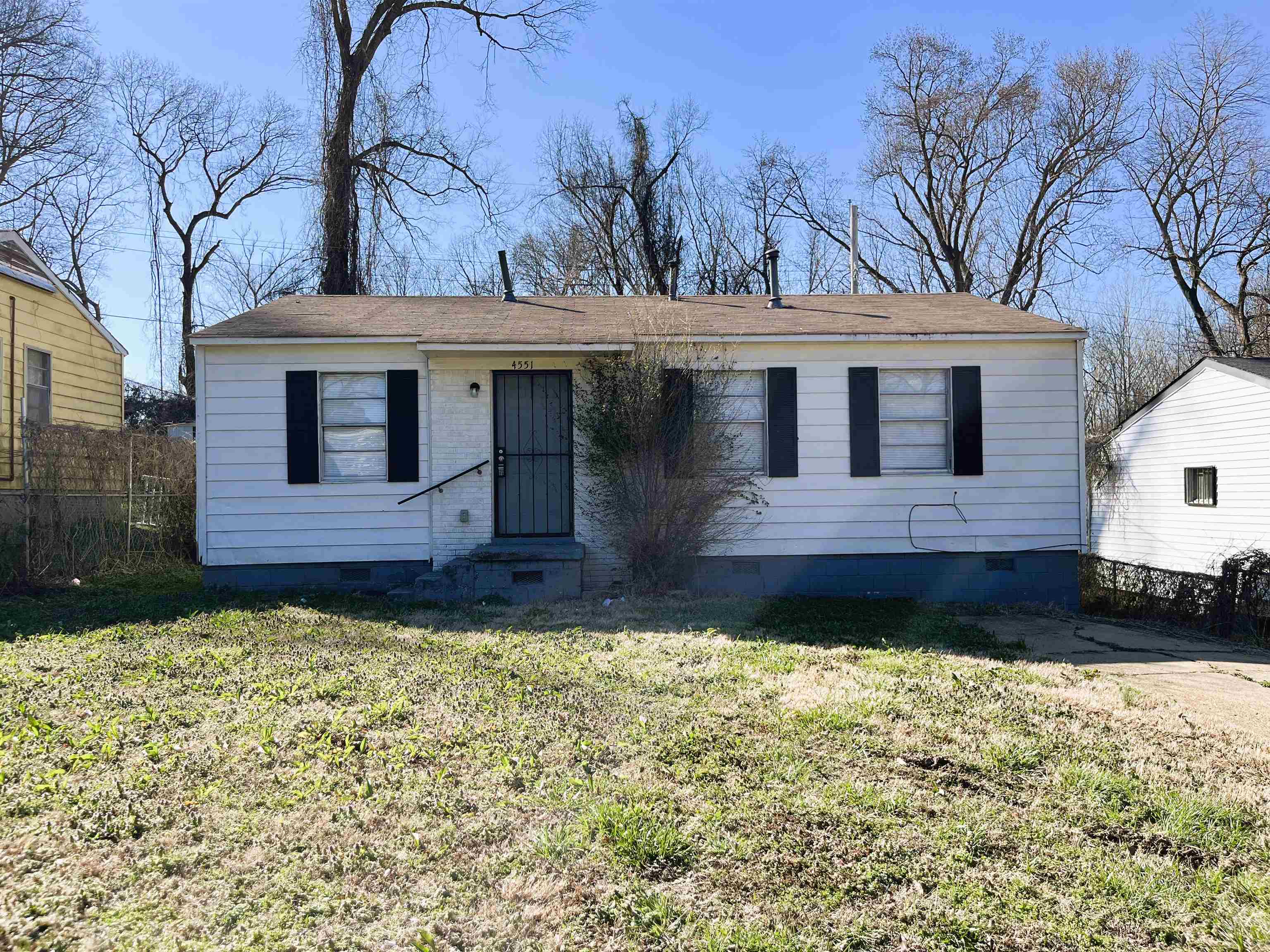 4551 SUNNY VIEW DR Property Photo 1
