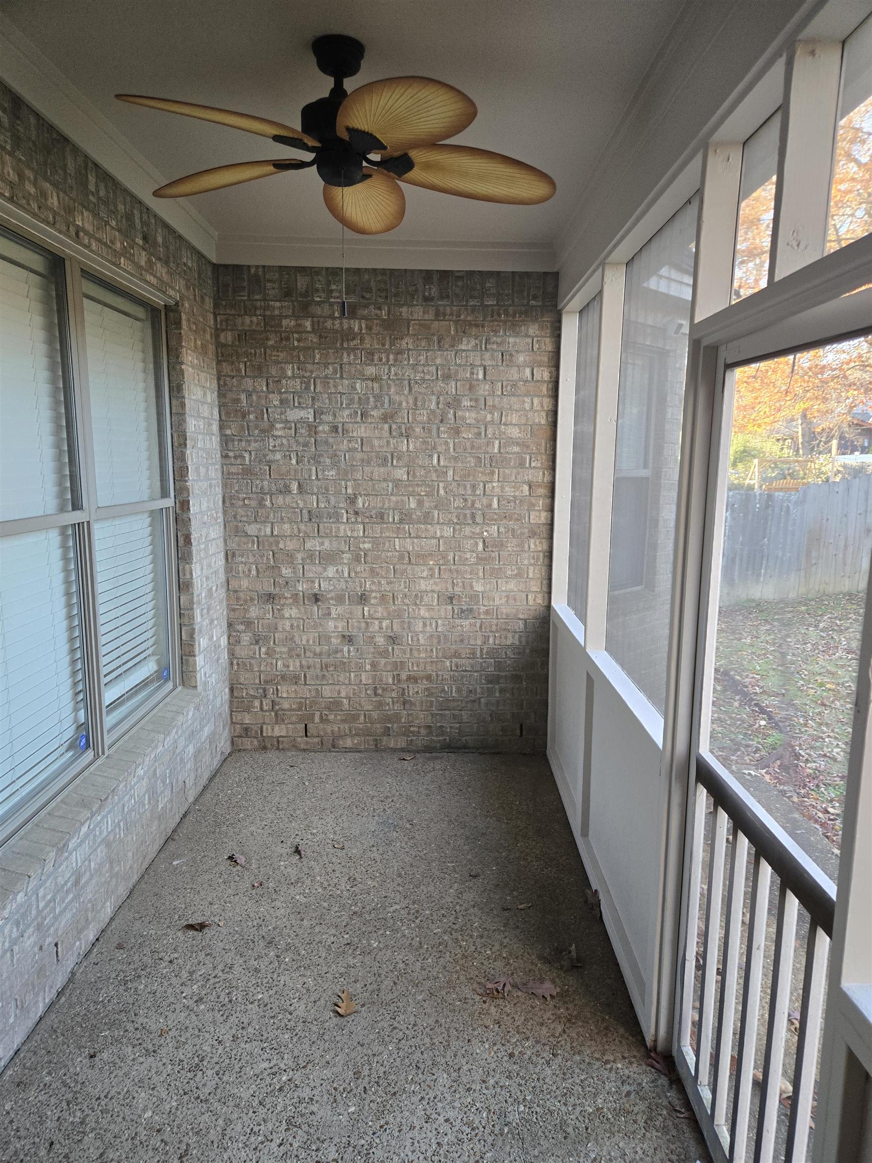 8280 Rebecca Woods Dr Property Photo 17