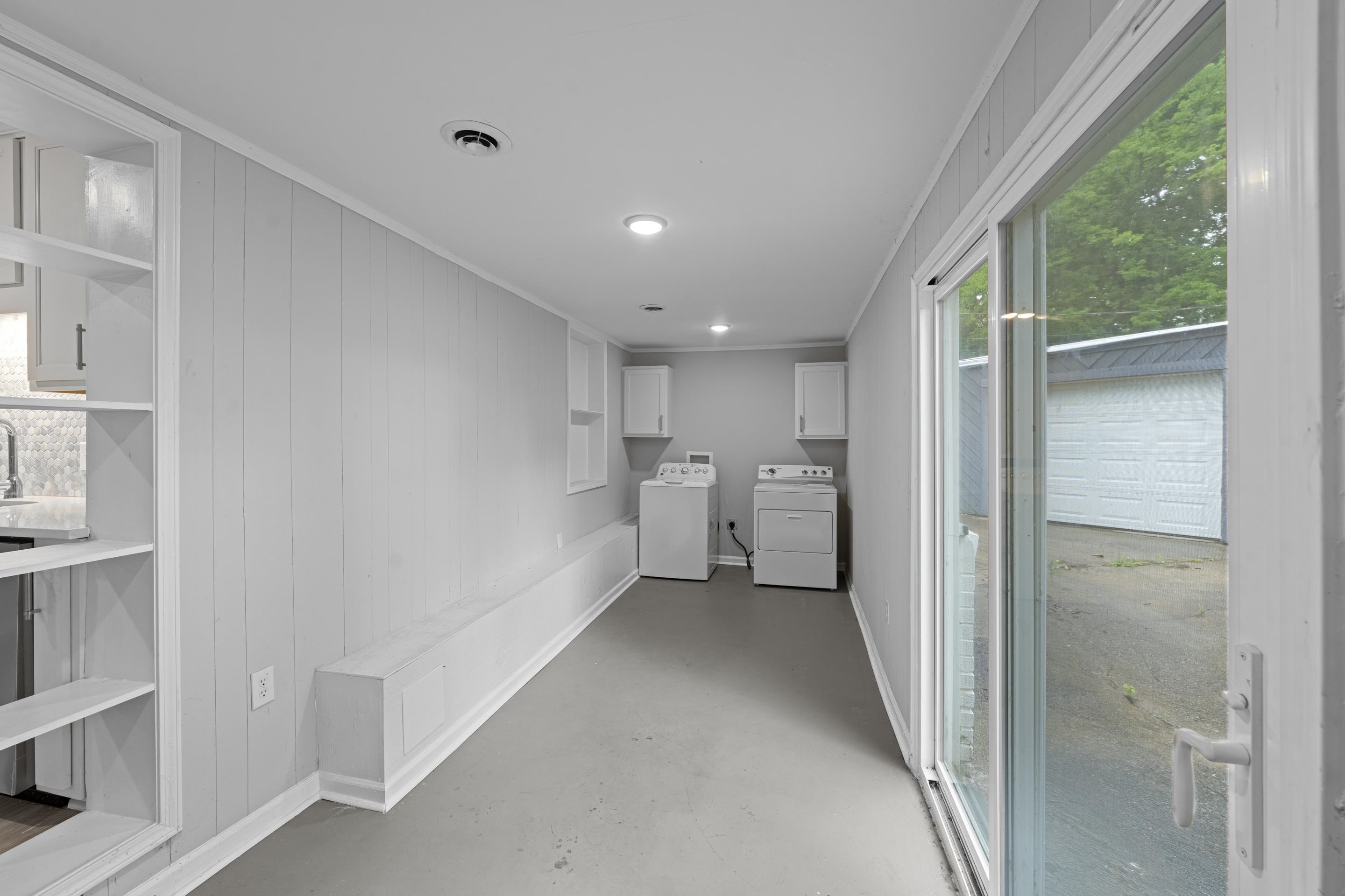 4532 Janice Ave Property Photo 14
