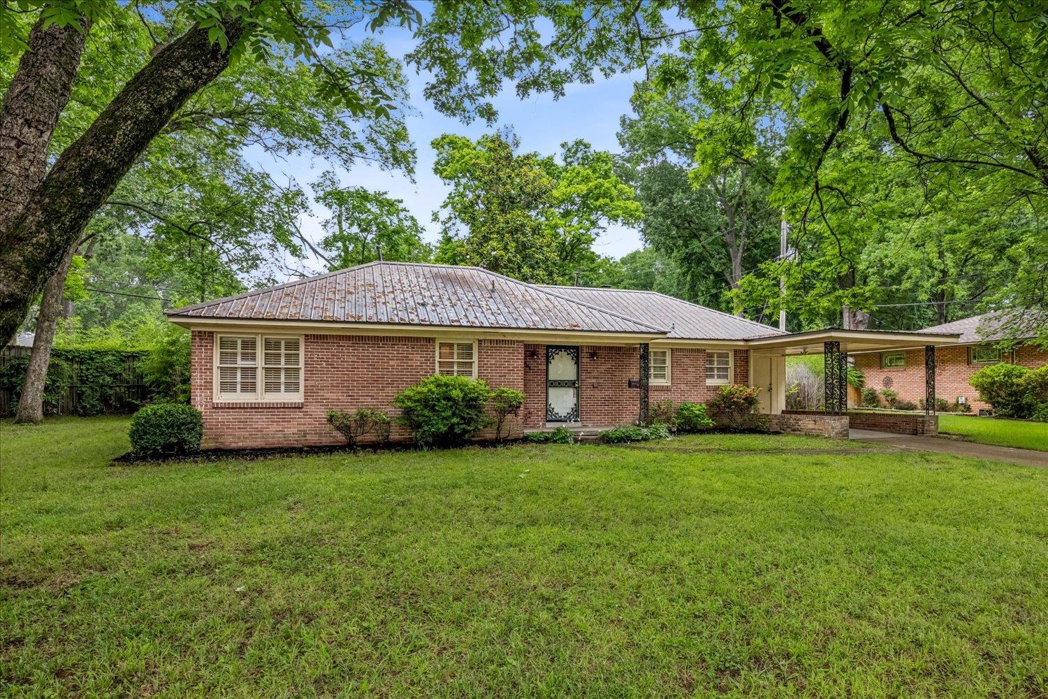 4596 Crossover Ln Property Photo 4