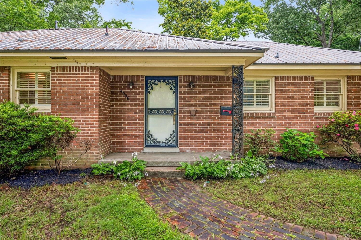 4596 Crossover Ln Property Photo 6