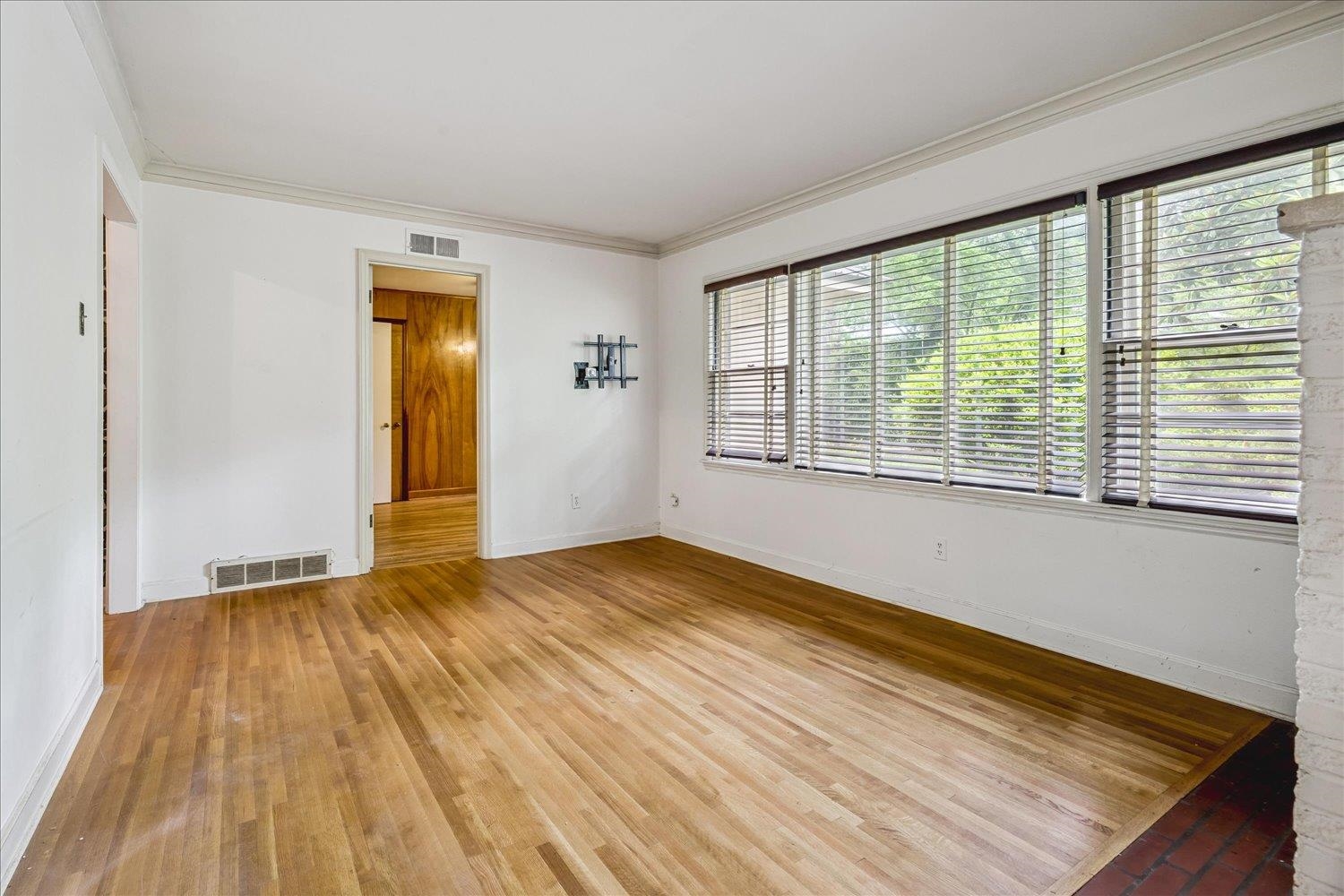 4596 Crossover Ln Property Photo 10