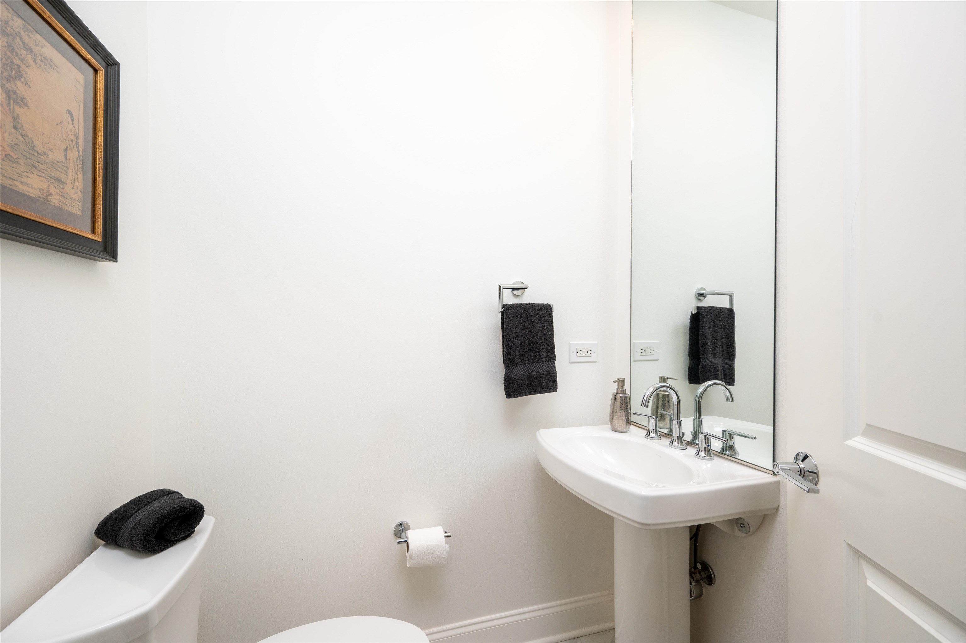 717 S Riverside Dr 709 Property Photo 16