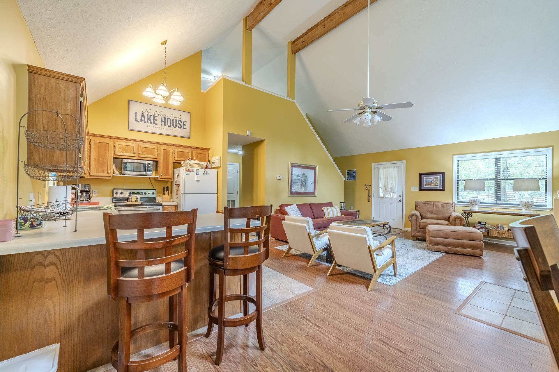 405 Murray Ln Property Photo 17