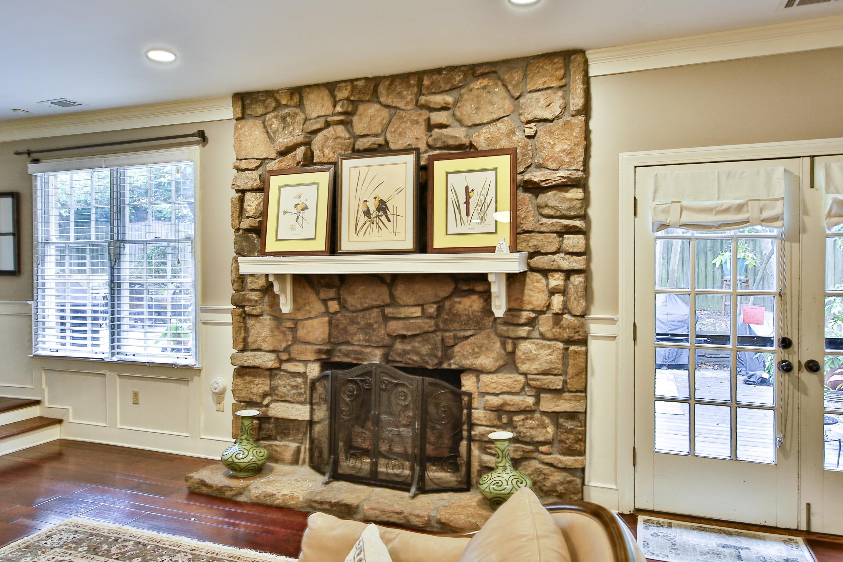 2848 Old Elm Ln Property Photo 11