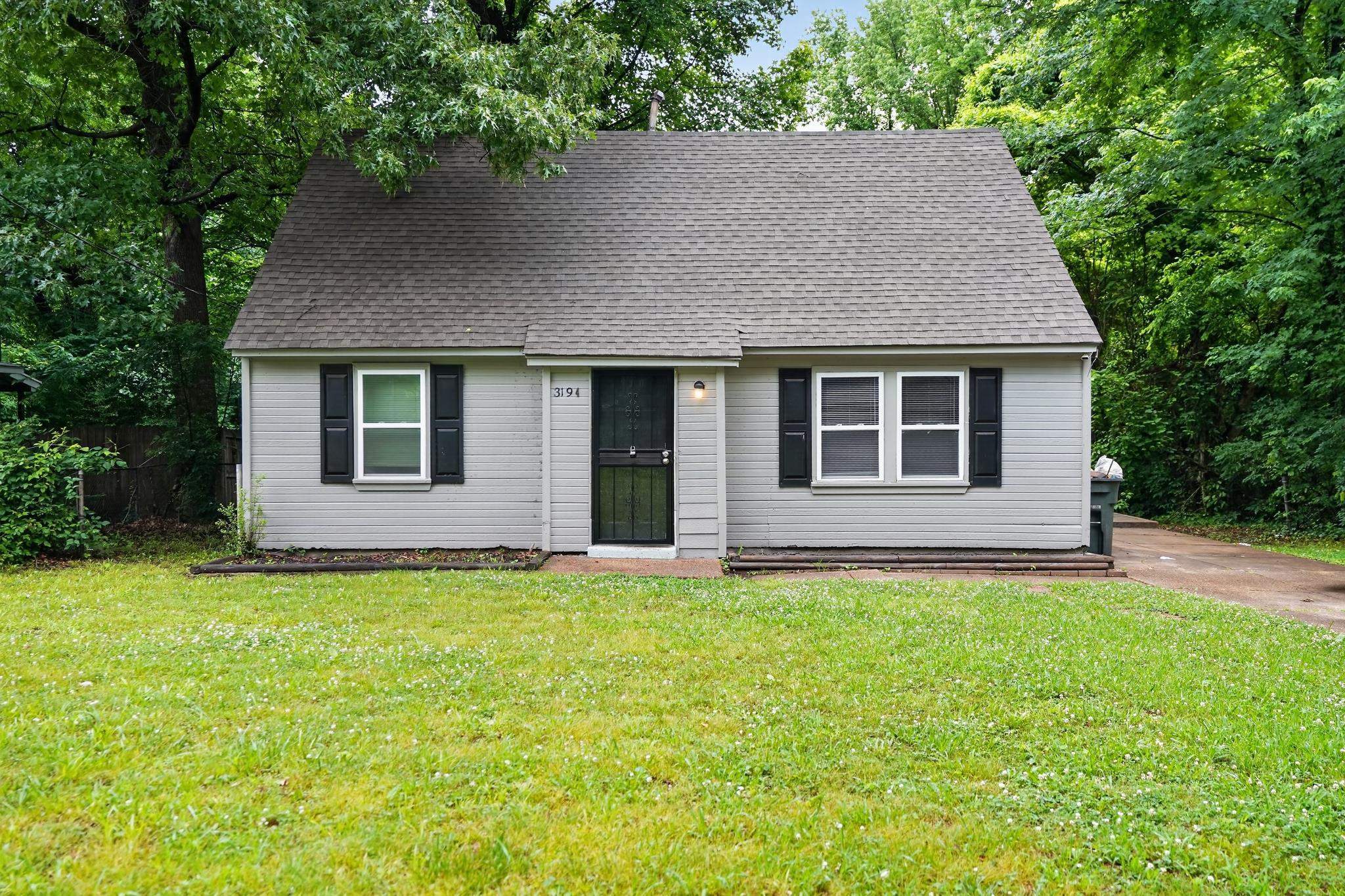 3194 ADEN ST Property Photo 1