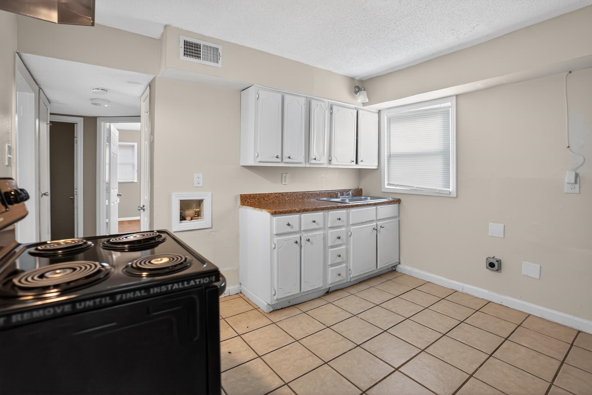 3194 Aden St Property Photo 15