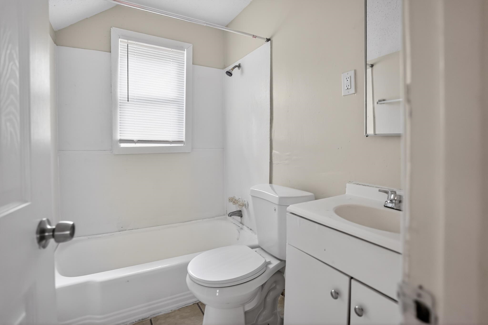 3194 Aden St Property Photo 23