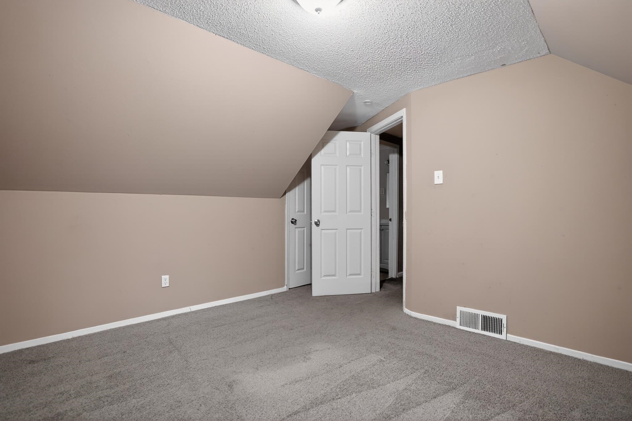 3194 Aden St Property Photo 26