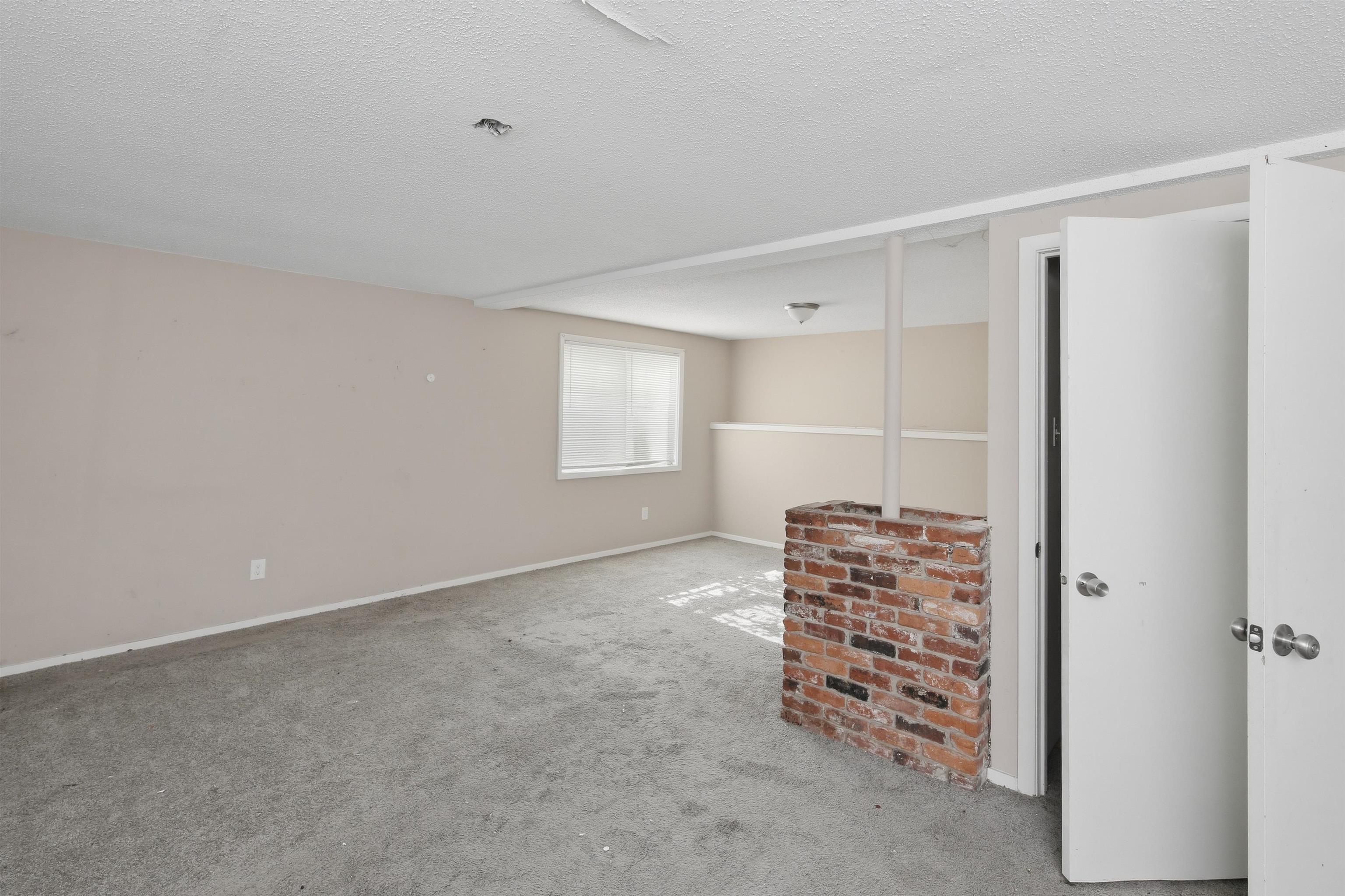 4709 Raleigh-lagrange Rd Property Photo 19