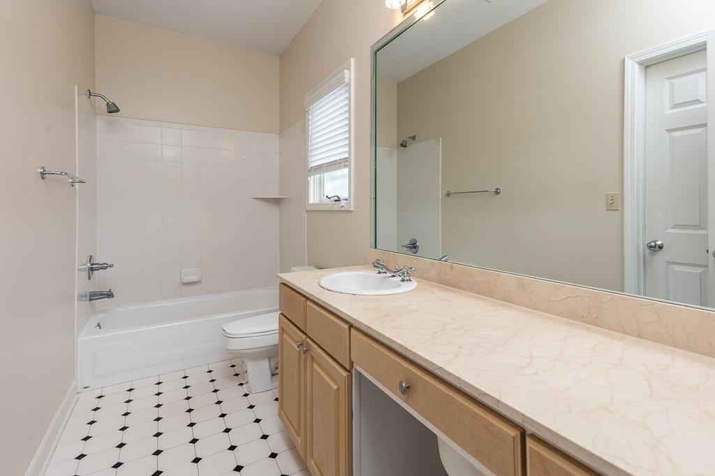 1020 Island Park Dr Property Photo 21