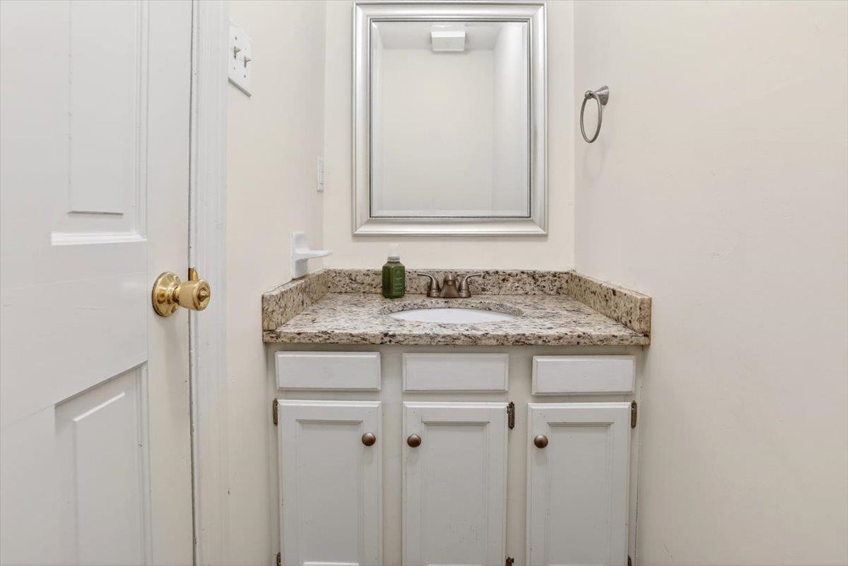 7360 Magnolia Ridge Dr Property Photo 11