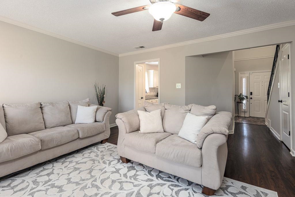 9768 Riggin Dr Property Photo 35