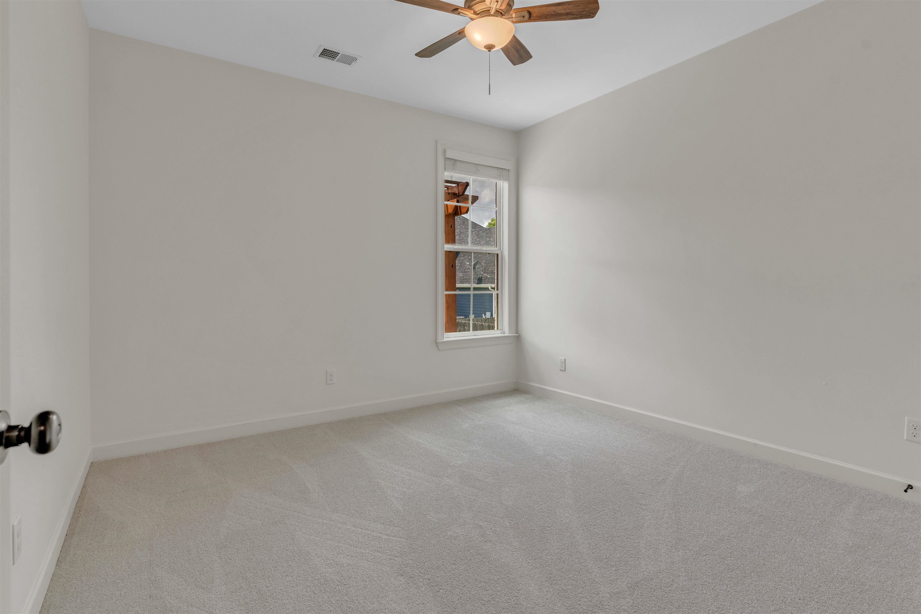 5621 Heather Oak Dr Property Photo 23