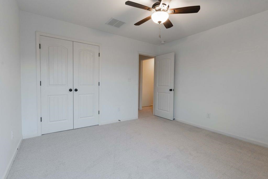 5621 Heather Oak Dr Property Photo 27