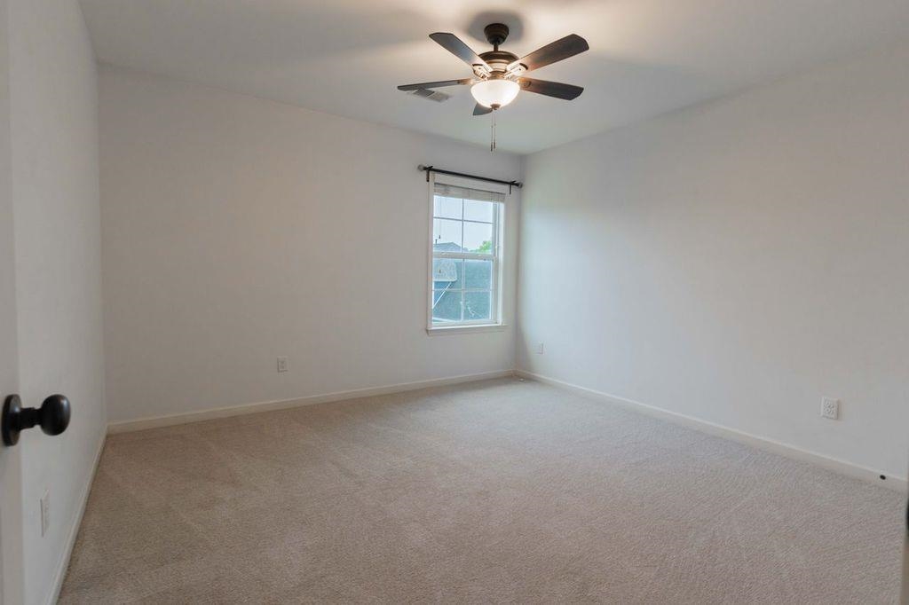 5621 Heather Oak Dr Property Photo 28