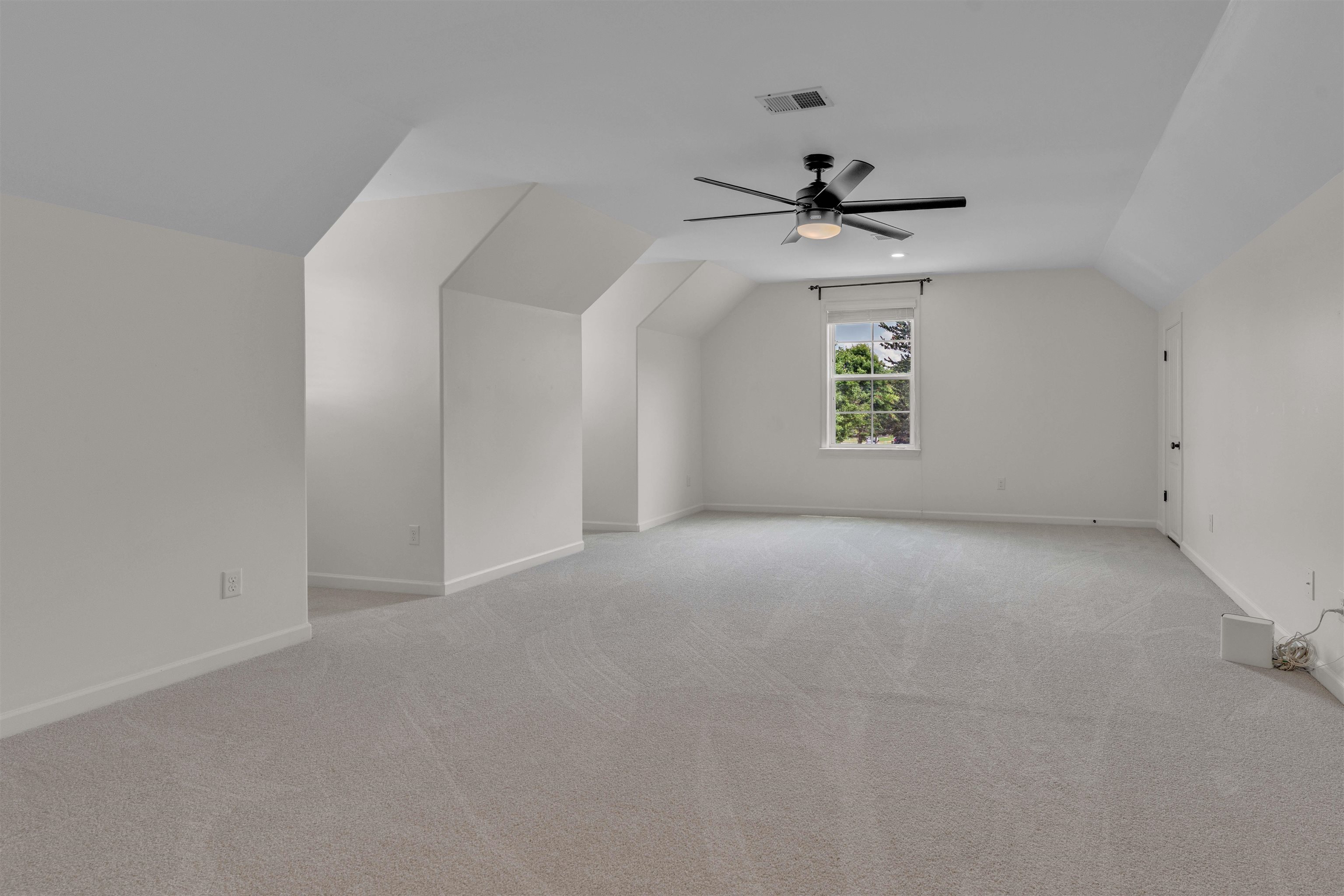 5621 Heather Oak Dr Property Photo 30