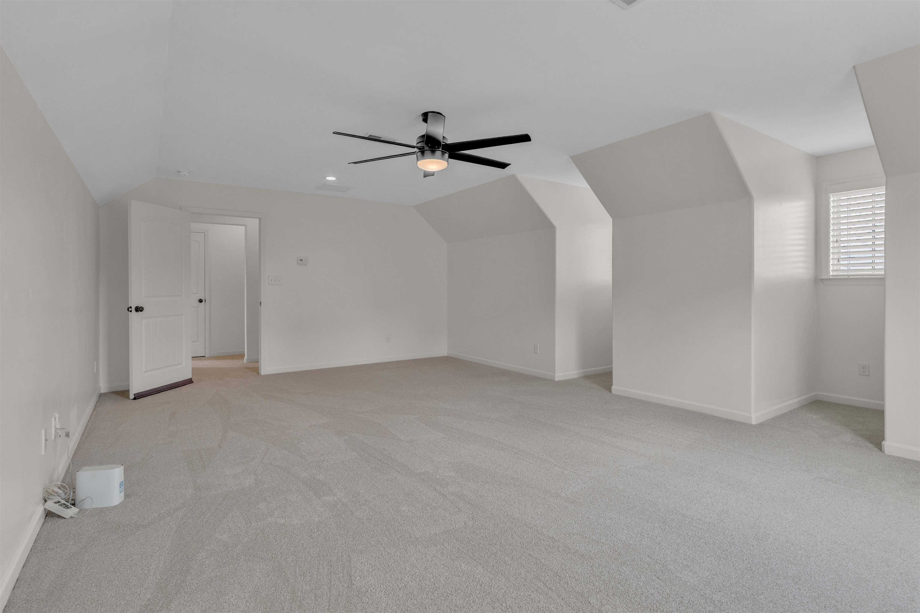 5621 Heather Oak Dr Property Photo 31
