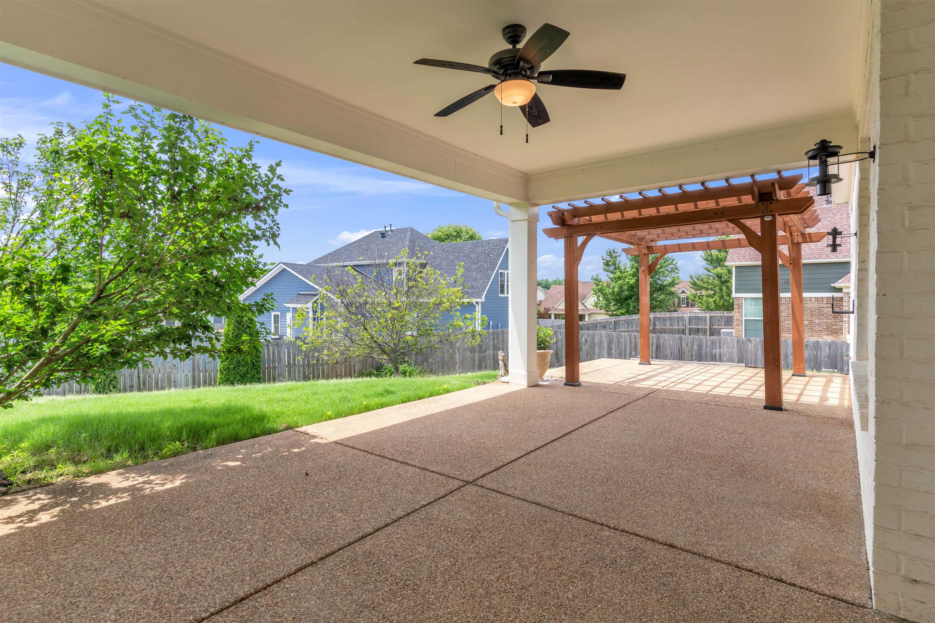 5621 Heather Oak Dr Property Photo 32