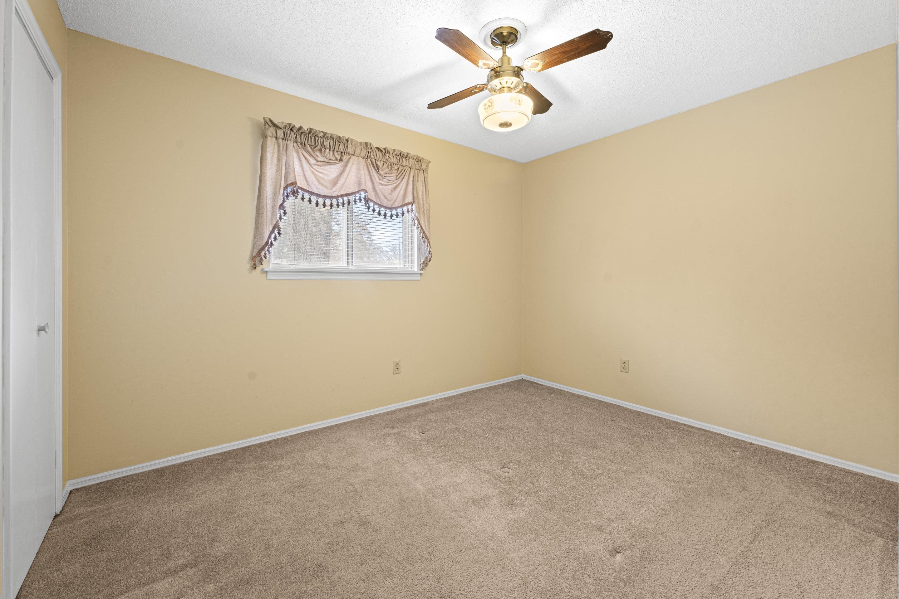 319 Homeville Rd Property Photo 16