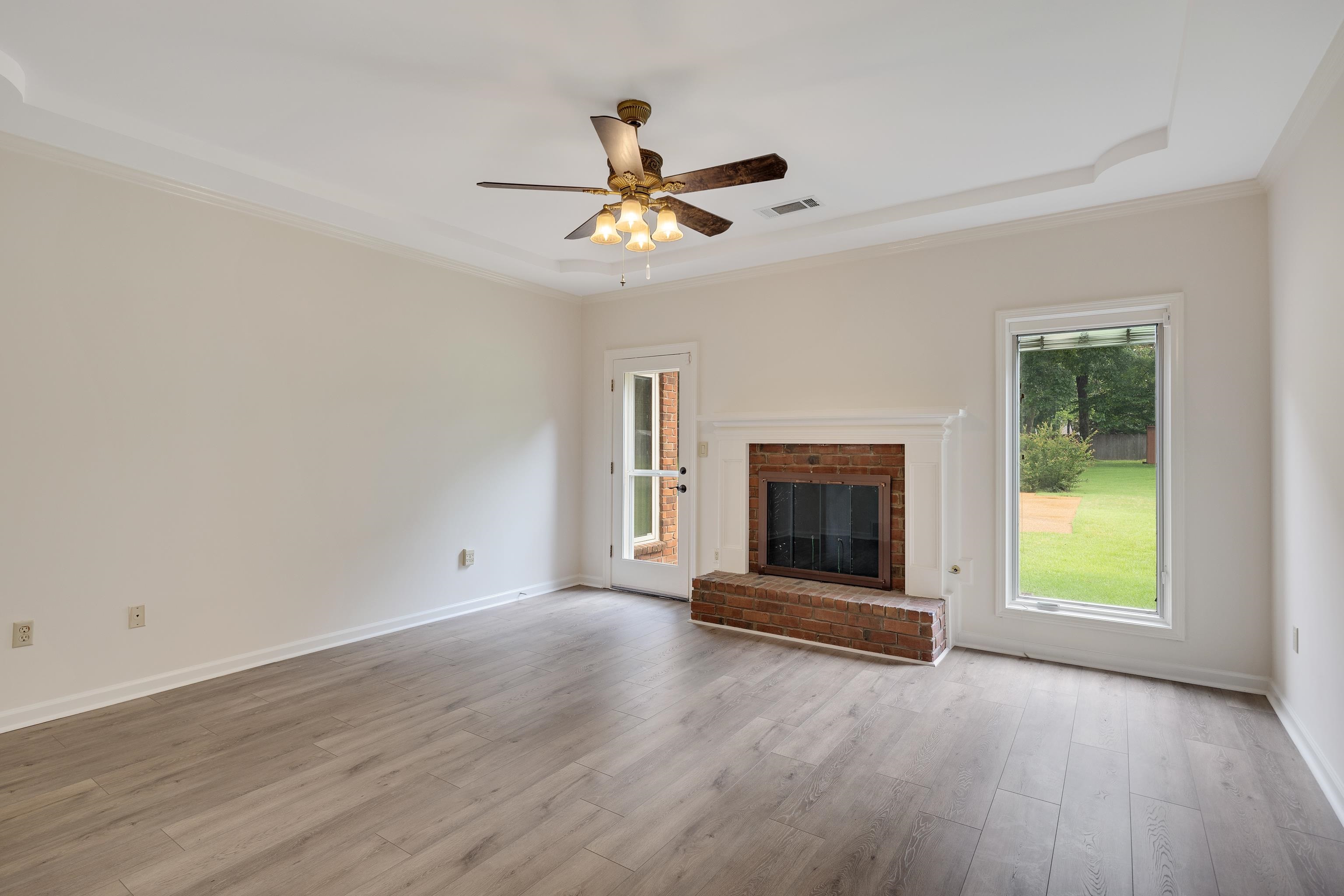 10120 Barn Hill Dr Property Photo 17