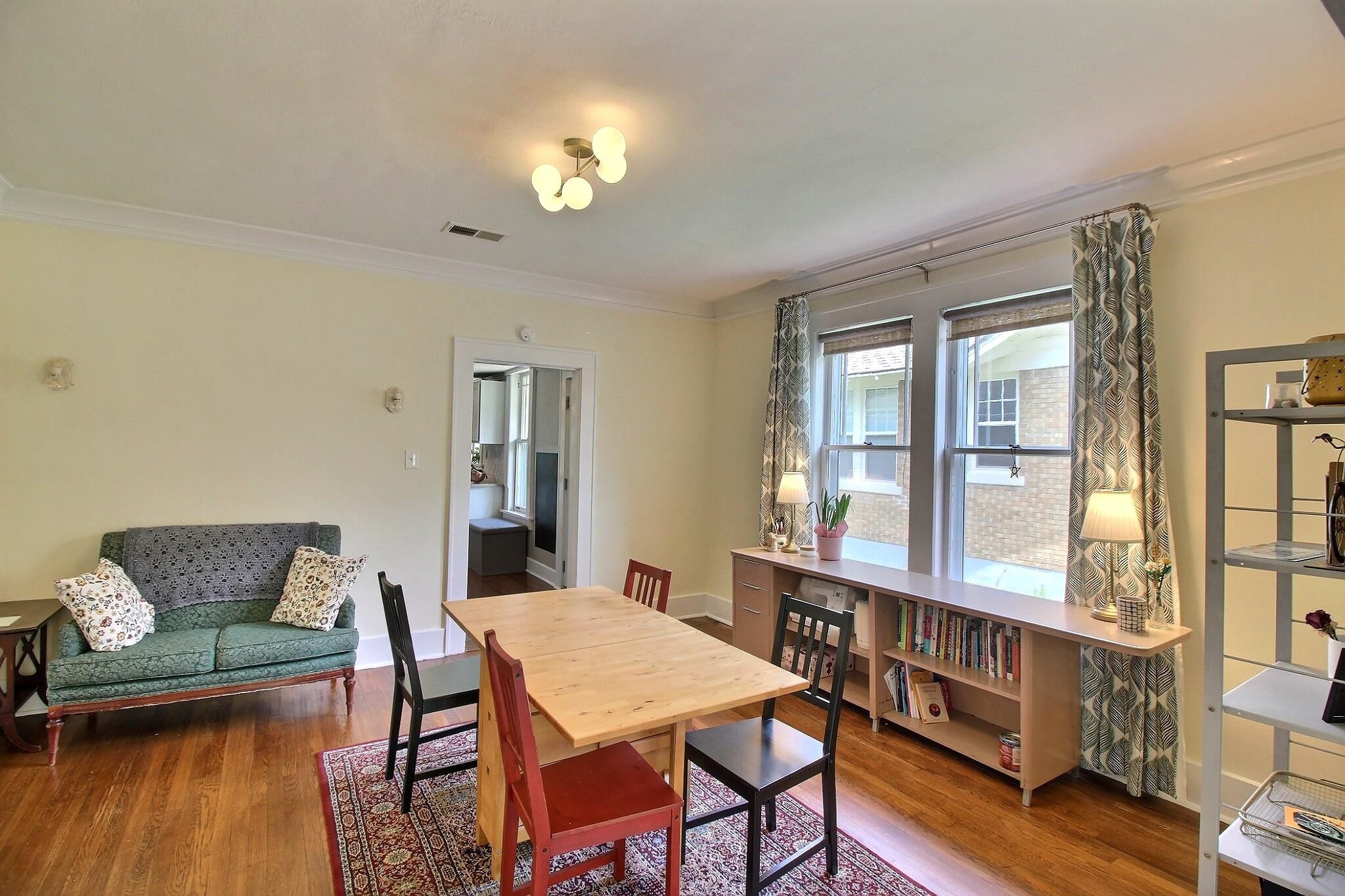 683 N Mclean Blvd Property Photo 7