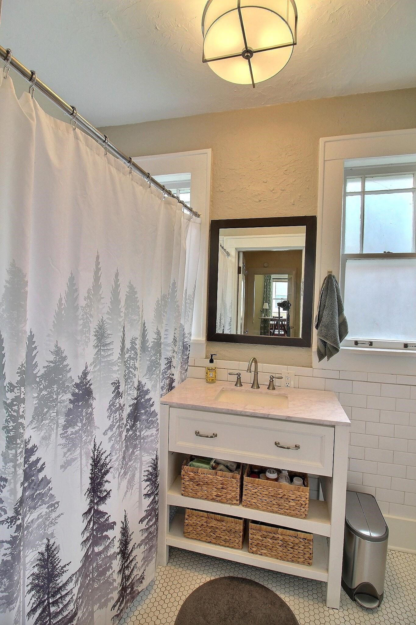 683 N Mclean Blvd Property Photo 16