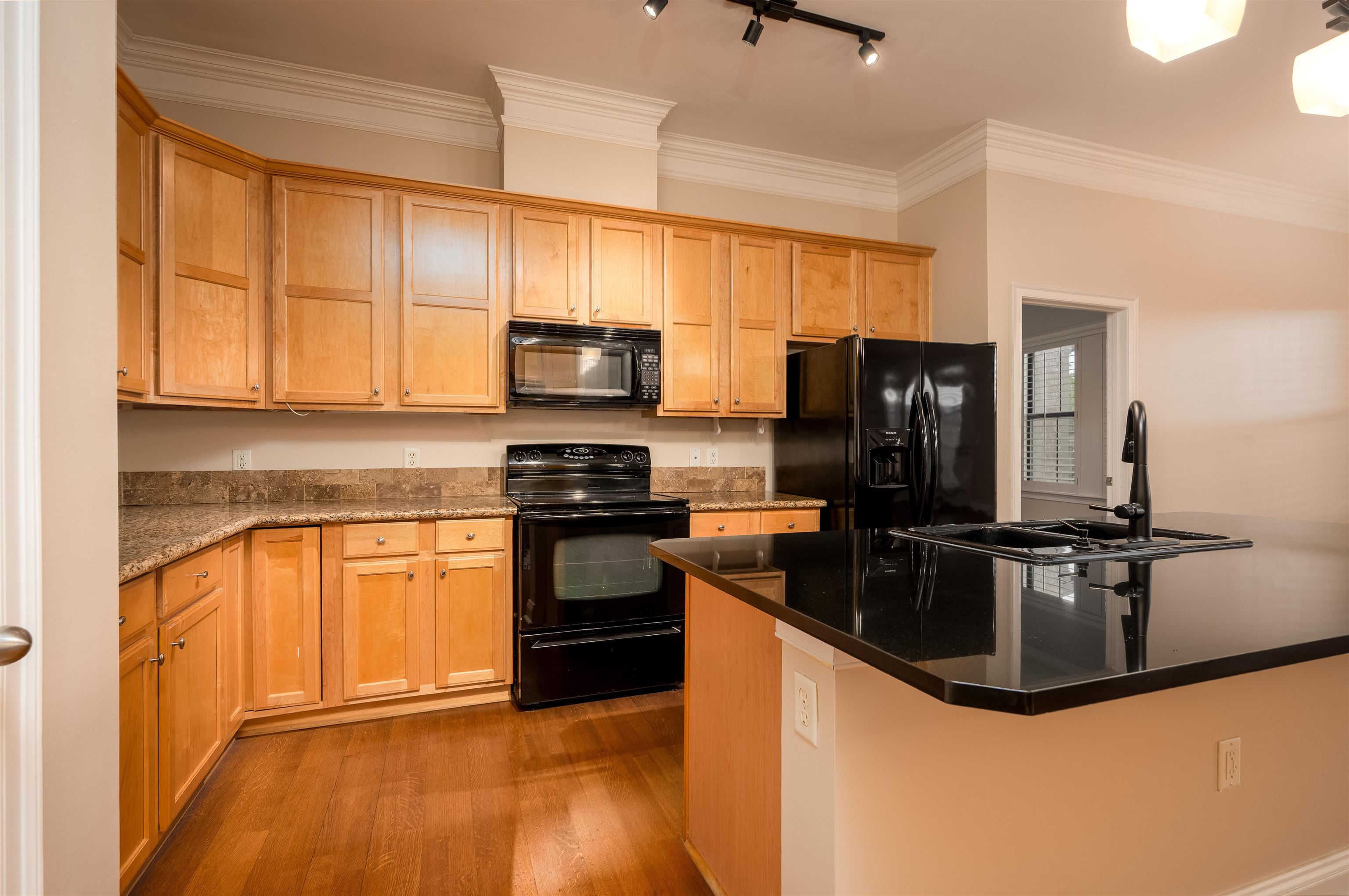 680 Harbor Bend Rd 309 Property Photo 5