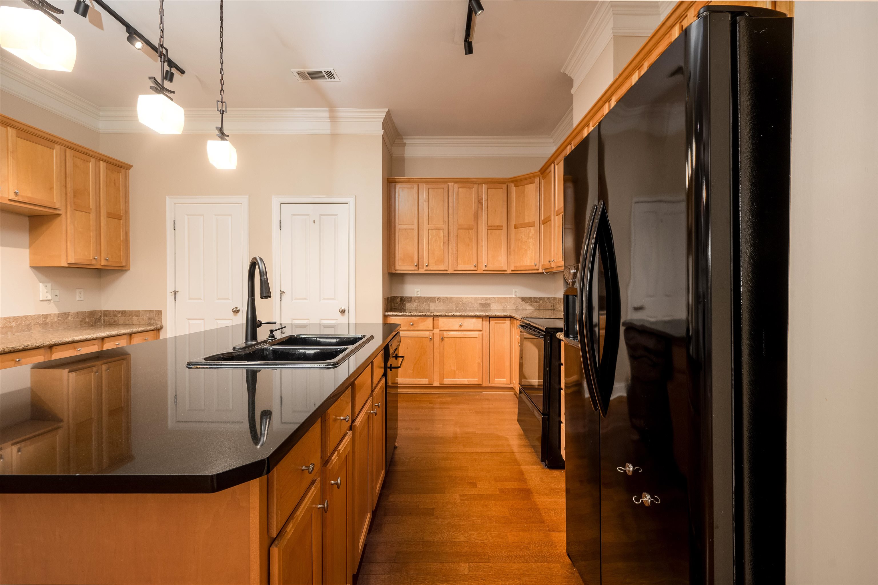 680 Harbor Bend Rd 309 Property Photo 6
