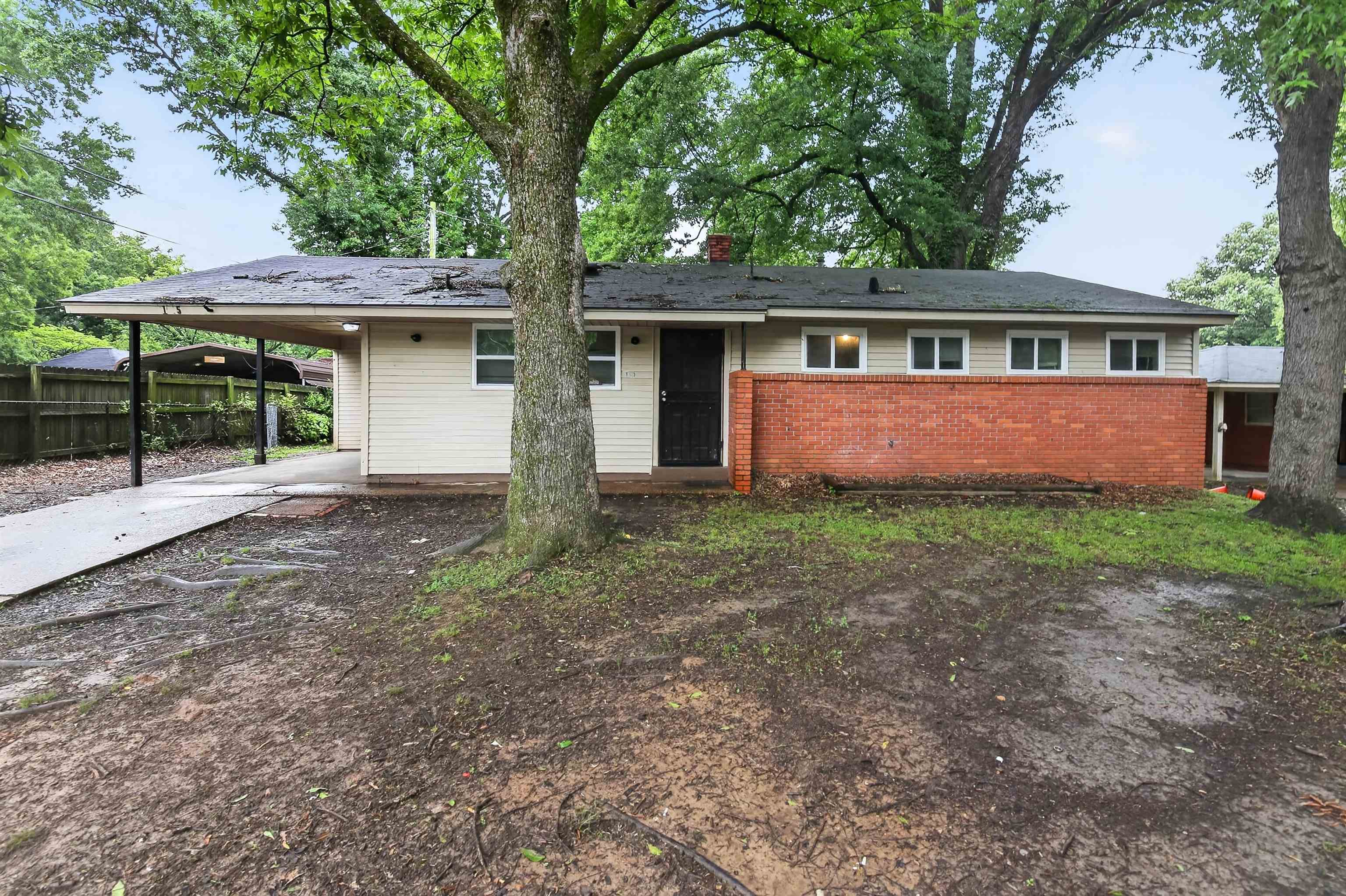 1745 Claire Ave Property Photo 1