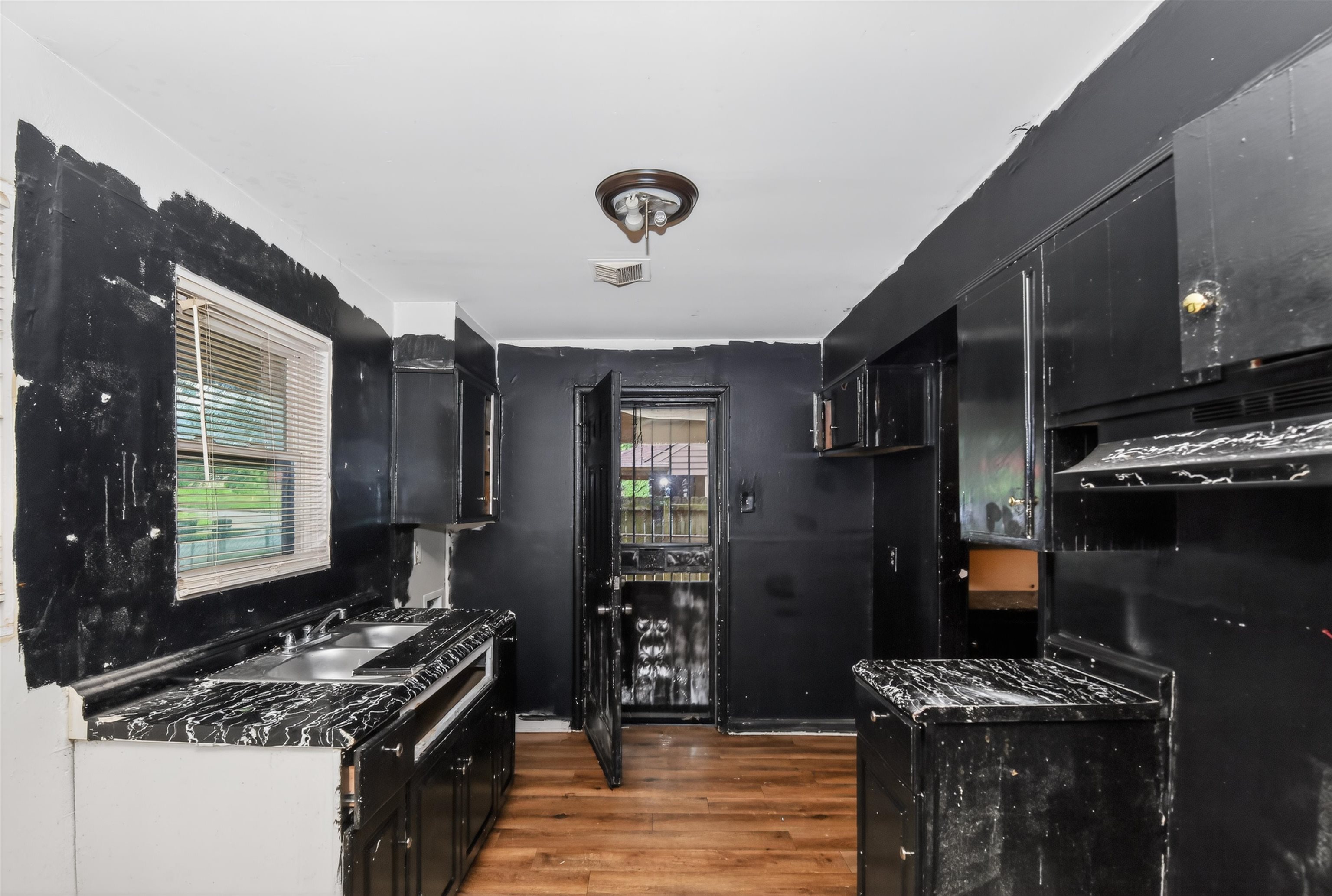 1745 Claire Ave Property Photo 11