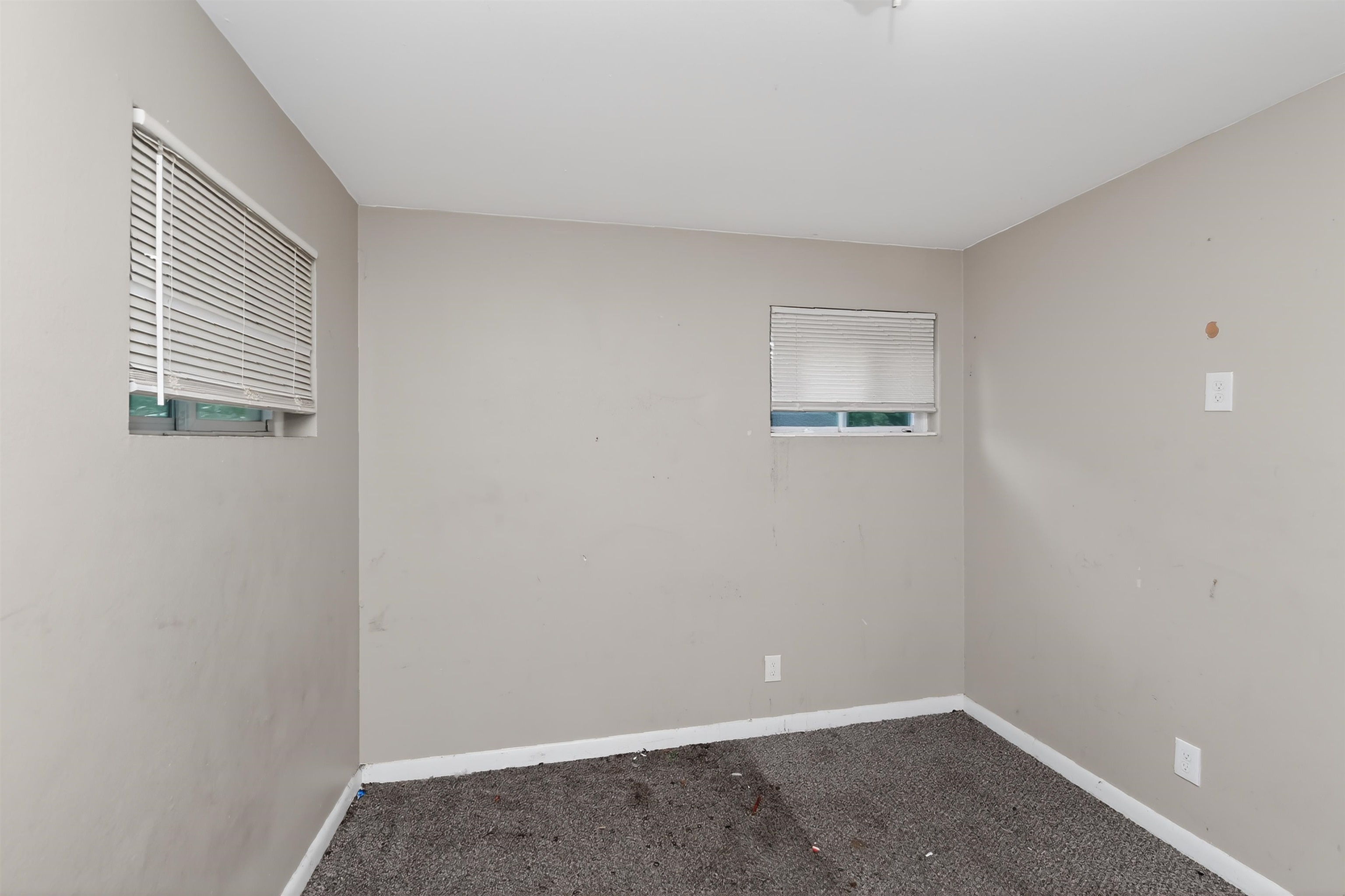 1745 Claire Ave Property Photo 17